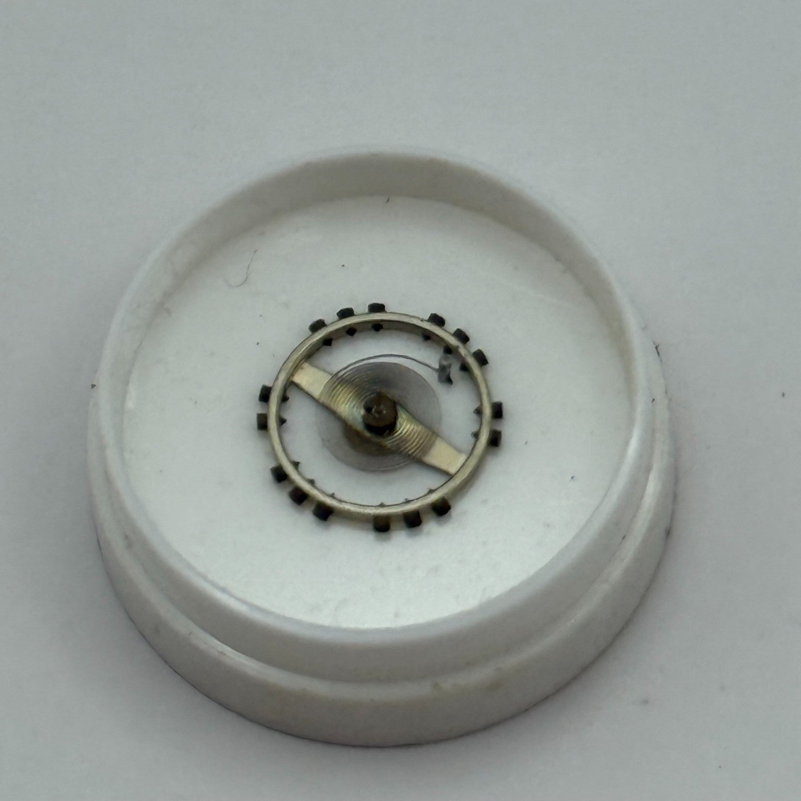 AS 1051 Balance Wheel Complete And Spring 5¼’’’ 34 M Watch Movement Parts NOS