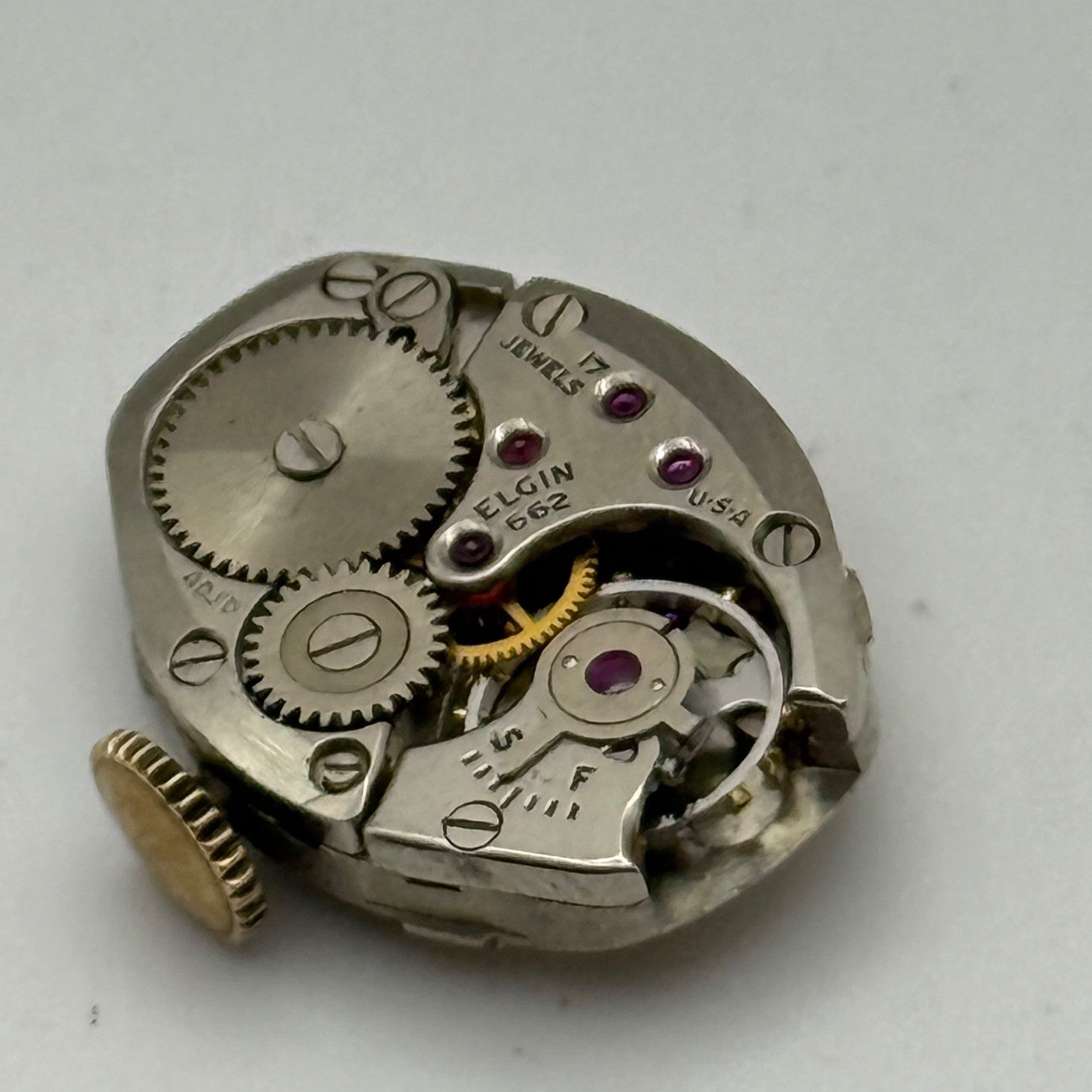 Elgin 662 Watch Movement 17 Jewels USA Vintage American Parts Repair 14.3mm