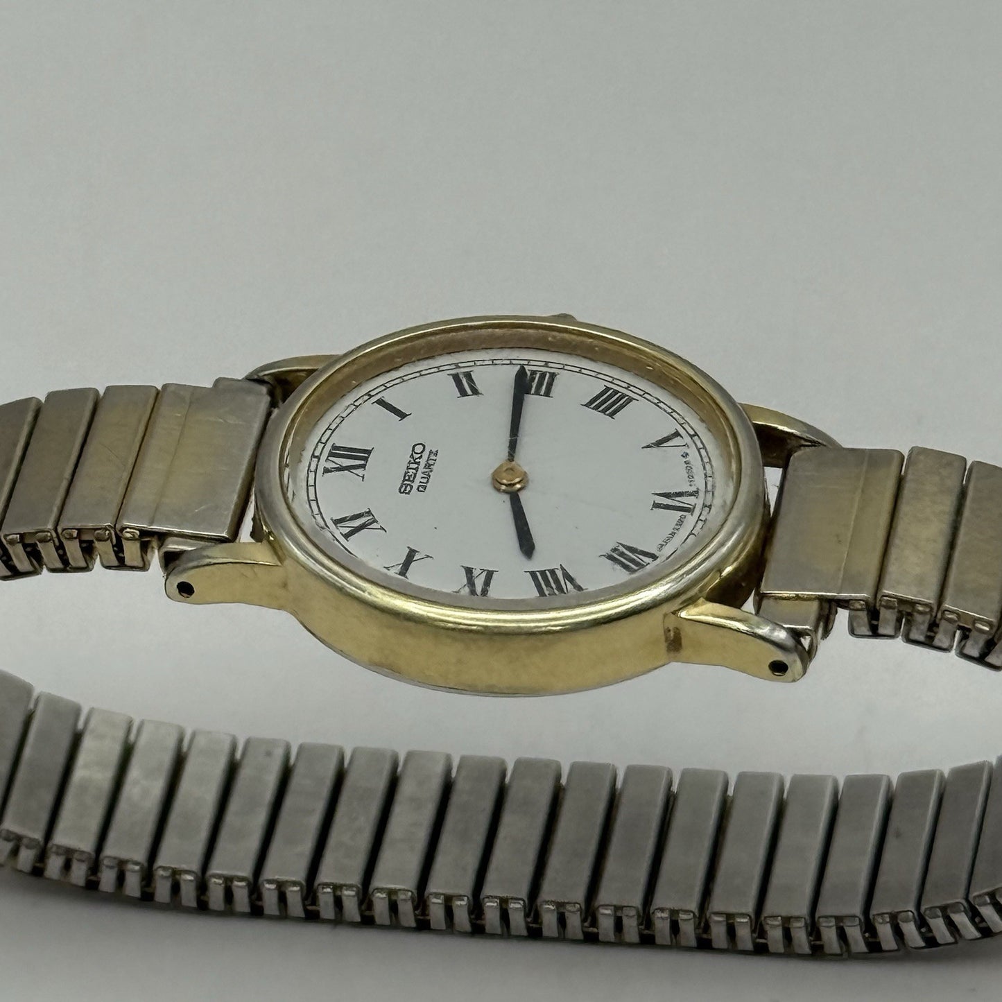 21mm Working Vintage Ladies Seiko 2320-5600 Expandable Strap Japan Quartz Watch