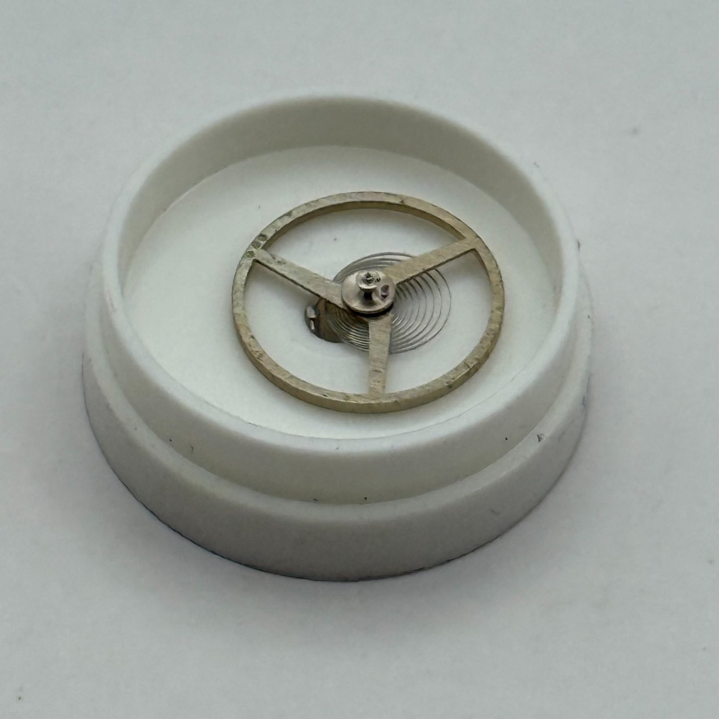 ST 1686 1786 Balance Complete Inca KIF Renata 1115 M Watch Movement DAMAGED