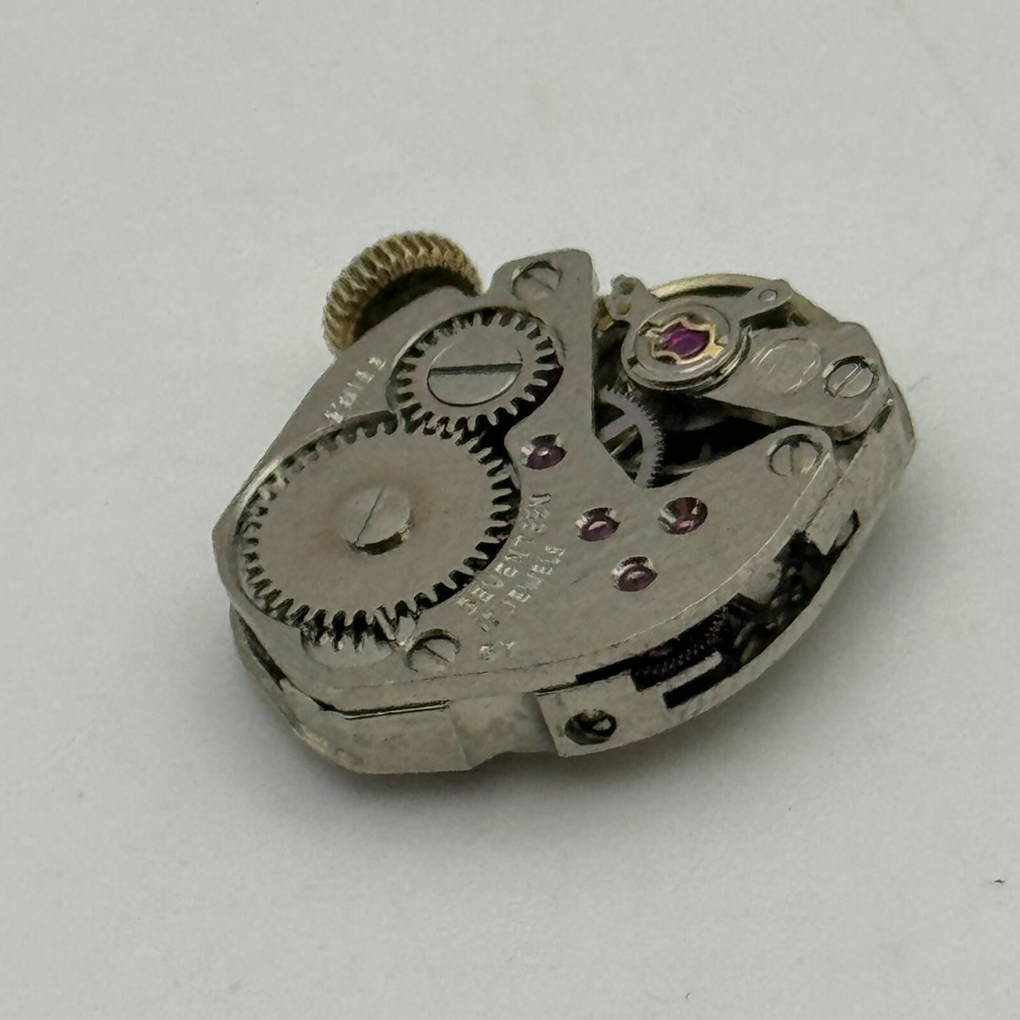 15mm Ladies Avia FHF 69N Manual Wind Watch Movement Swiss Vintage PARTS SPARES