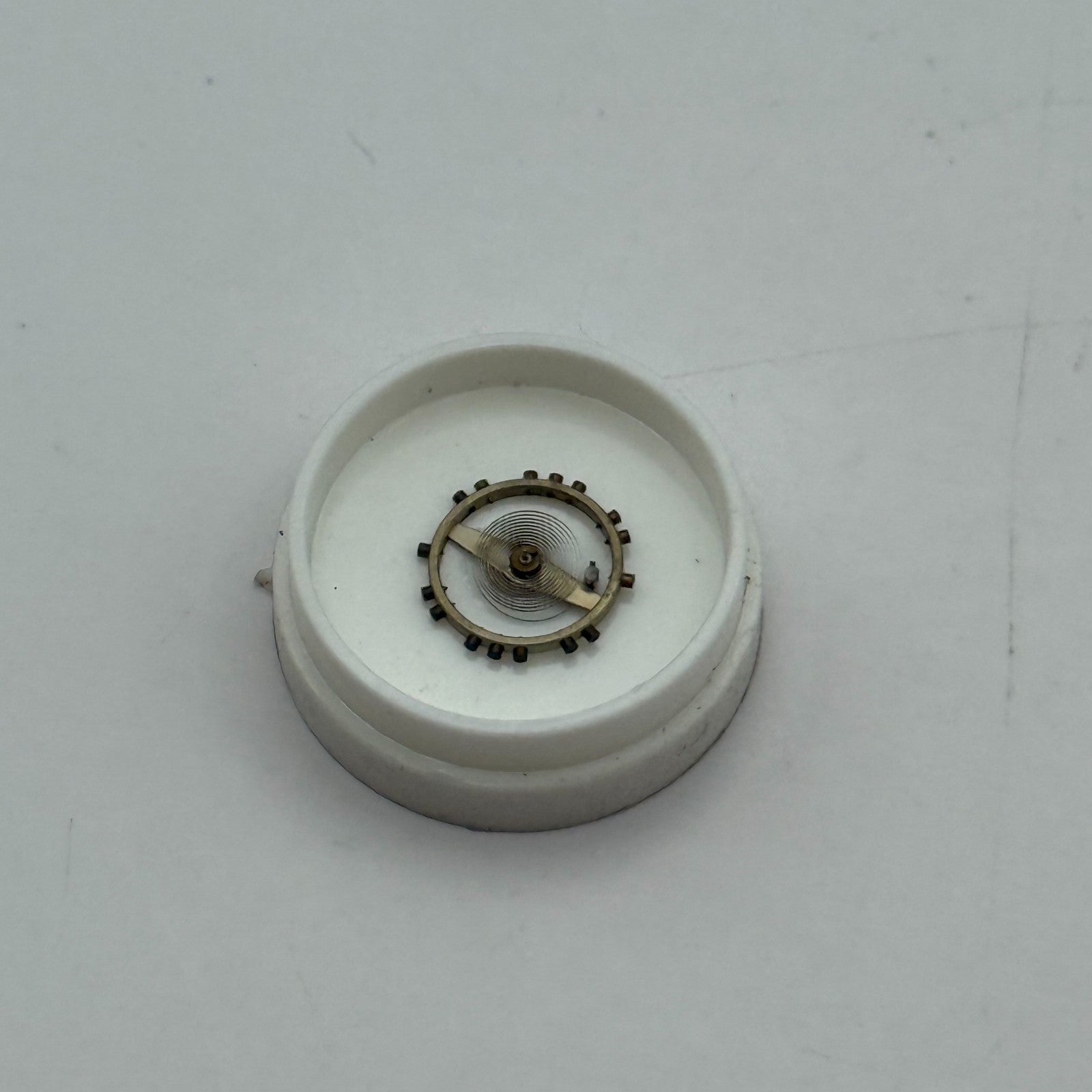 AS 970 Balance Wheel Complete And Spring 28 M Watch Movement Parts NOS