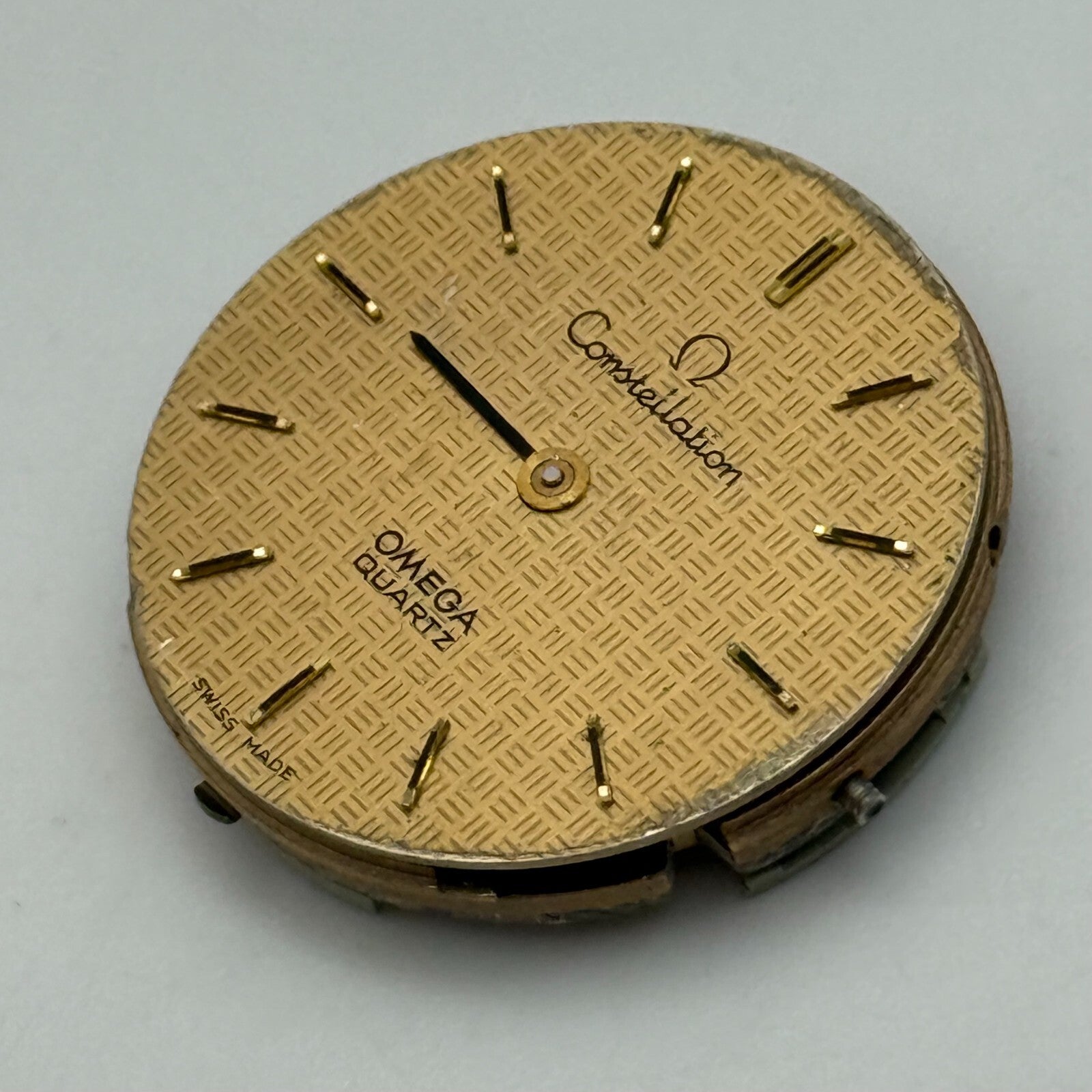 23.6mm Rare Vintage Omega Constellation 1220 Quartz Watch Movement PARTS REPAIR