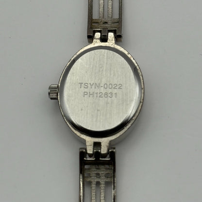 Ladies Quartz Watch Oval White Dial Silver Tone Bracelet Working 18mm 6 Inches