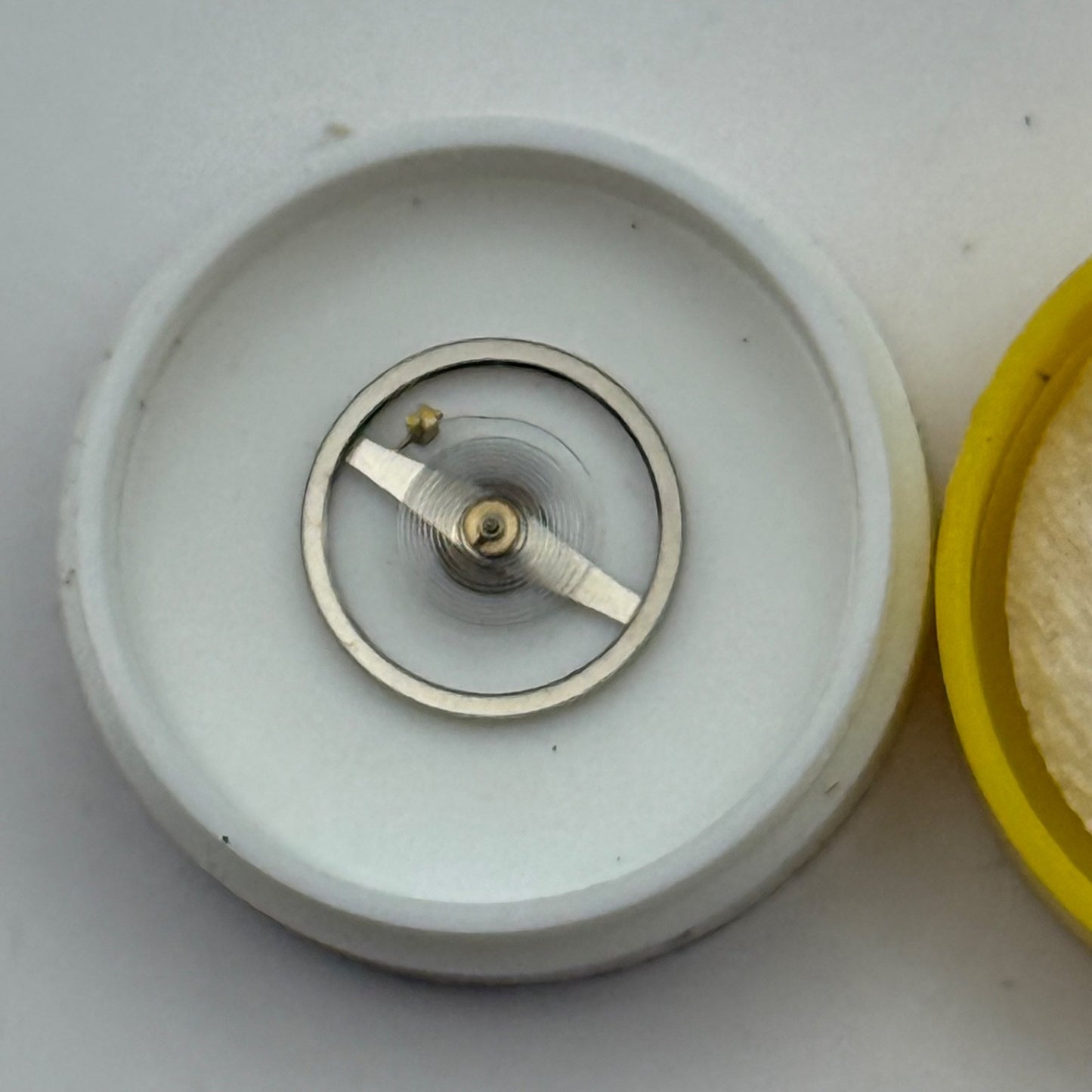 Oris 611 Balance Wheel Complete And Spring KIF 820 M Watch Movement Parts NOS