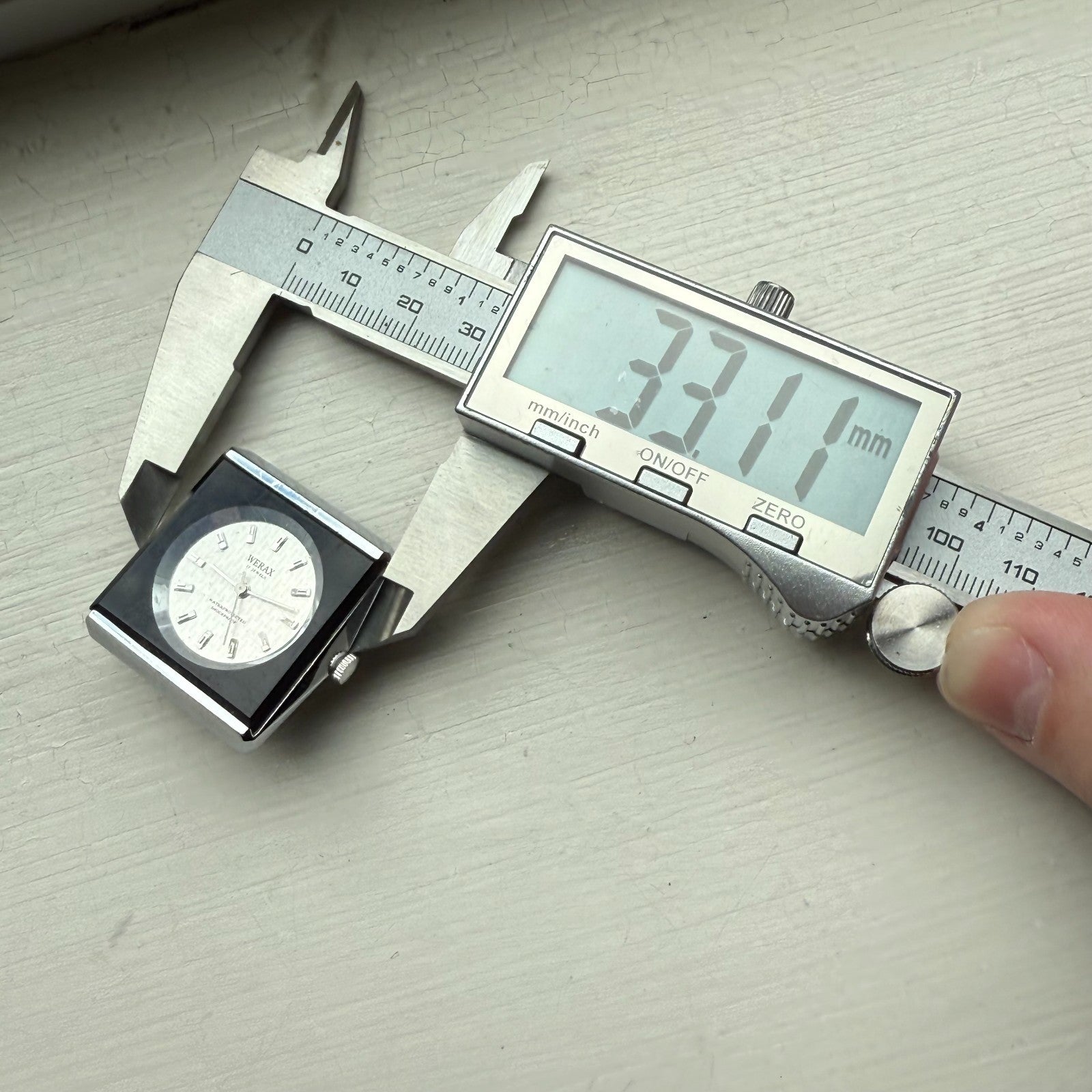 33mm Vintage Werax 17 Jewels 2009.n Shockproof Manual Wind Watch PARTS