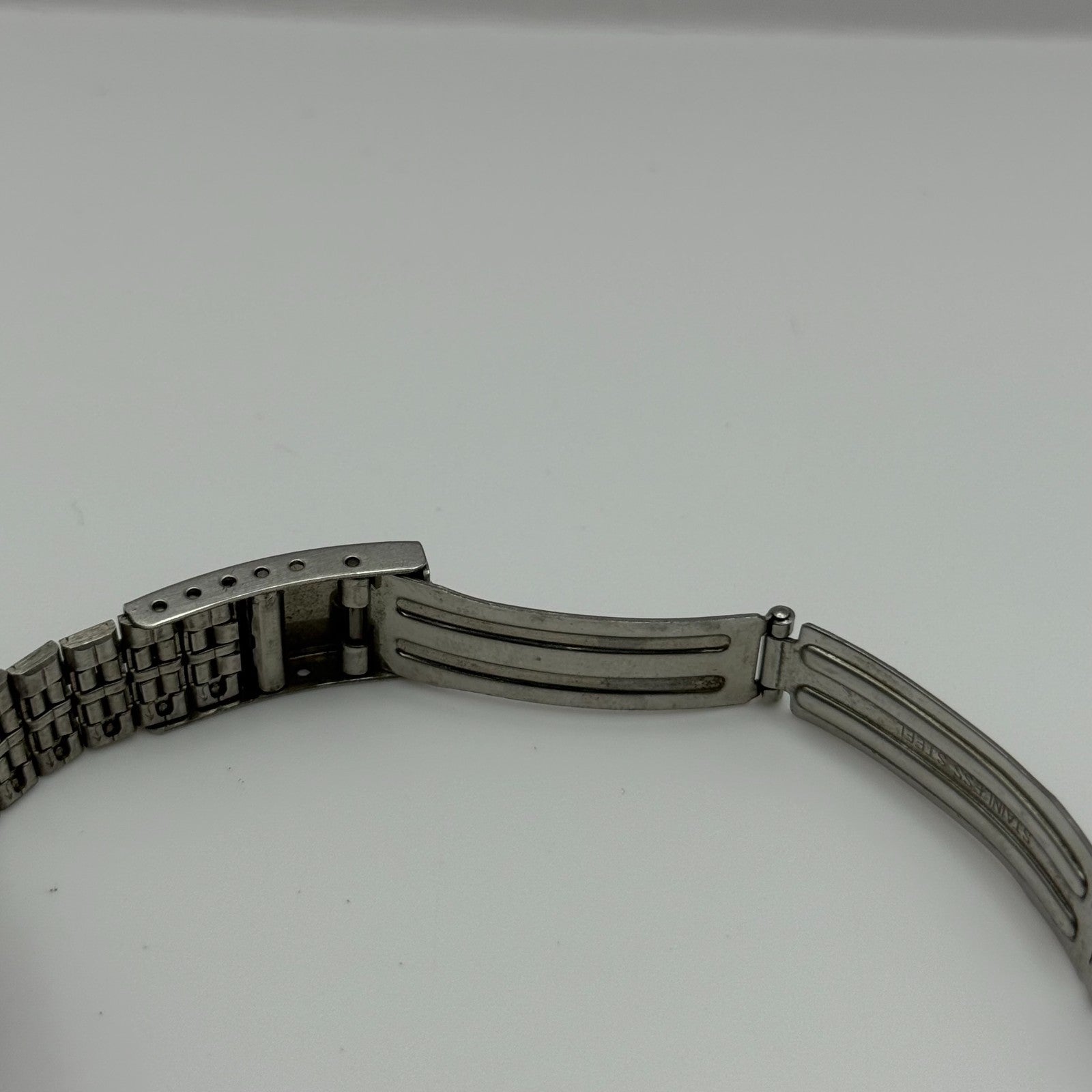 Seiko Alba Ladies Digital Chronograph Quartz Watch 23mm UNTESTED PARTS