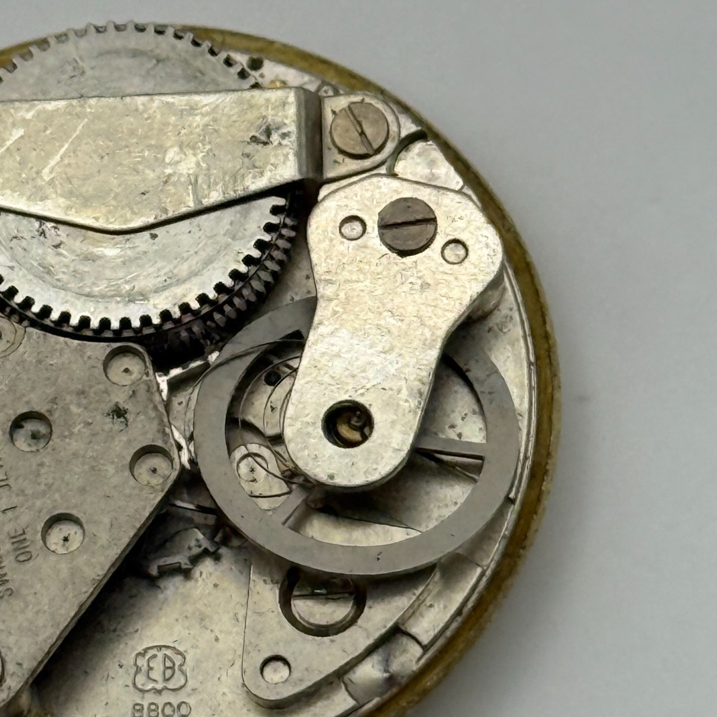 EB 8800 Watch Movement Tara Date Manual Wind Vintage Swiss Parts Repair 26.9mm