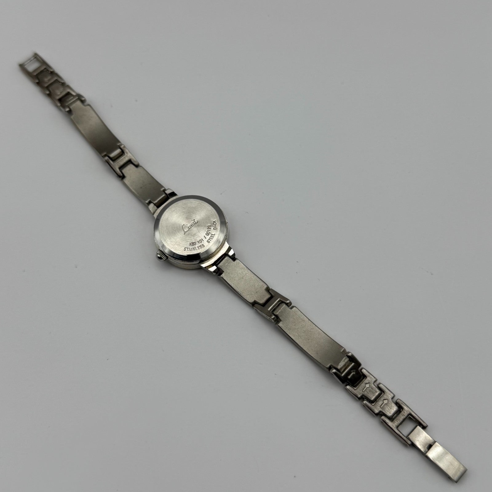 Limit Ladies Quartz Watch Purple Dial Silver Tone Bracelet Steel Working 21mm