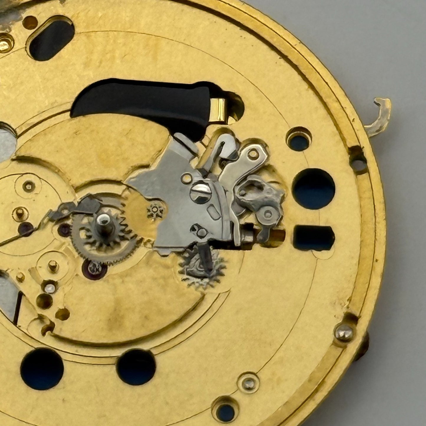 ETA 955.112 Quartz Watch Movement 7 Jewels Swiss Vintage Parts Repair 26.2mm