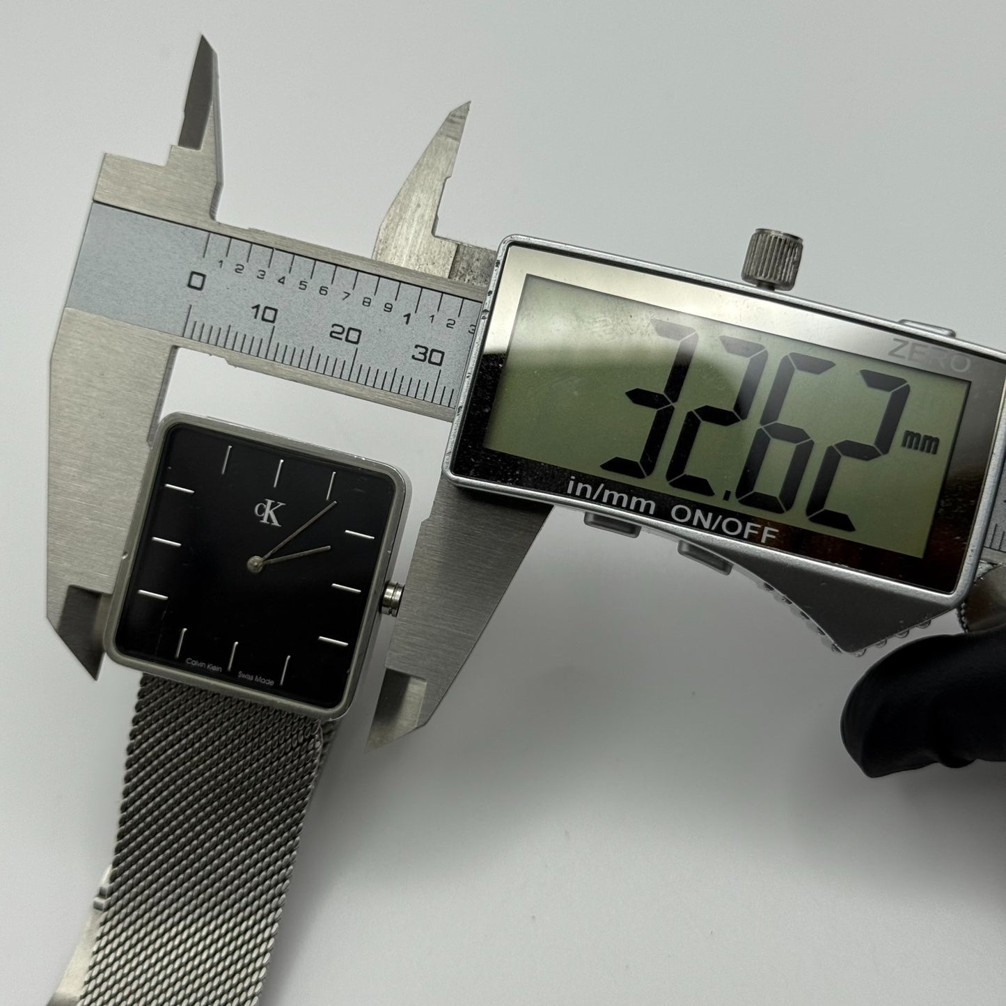 Calvin Klein Ladies Quartz Watch Black Dial Mesh Strap Swiss 30mm PARTS REPAIR