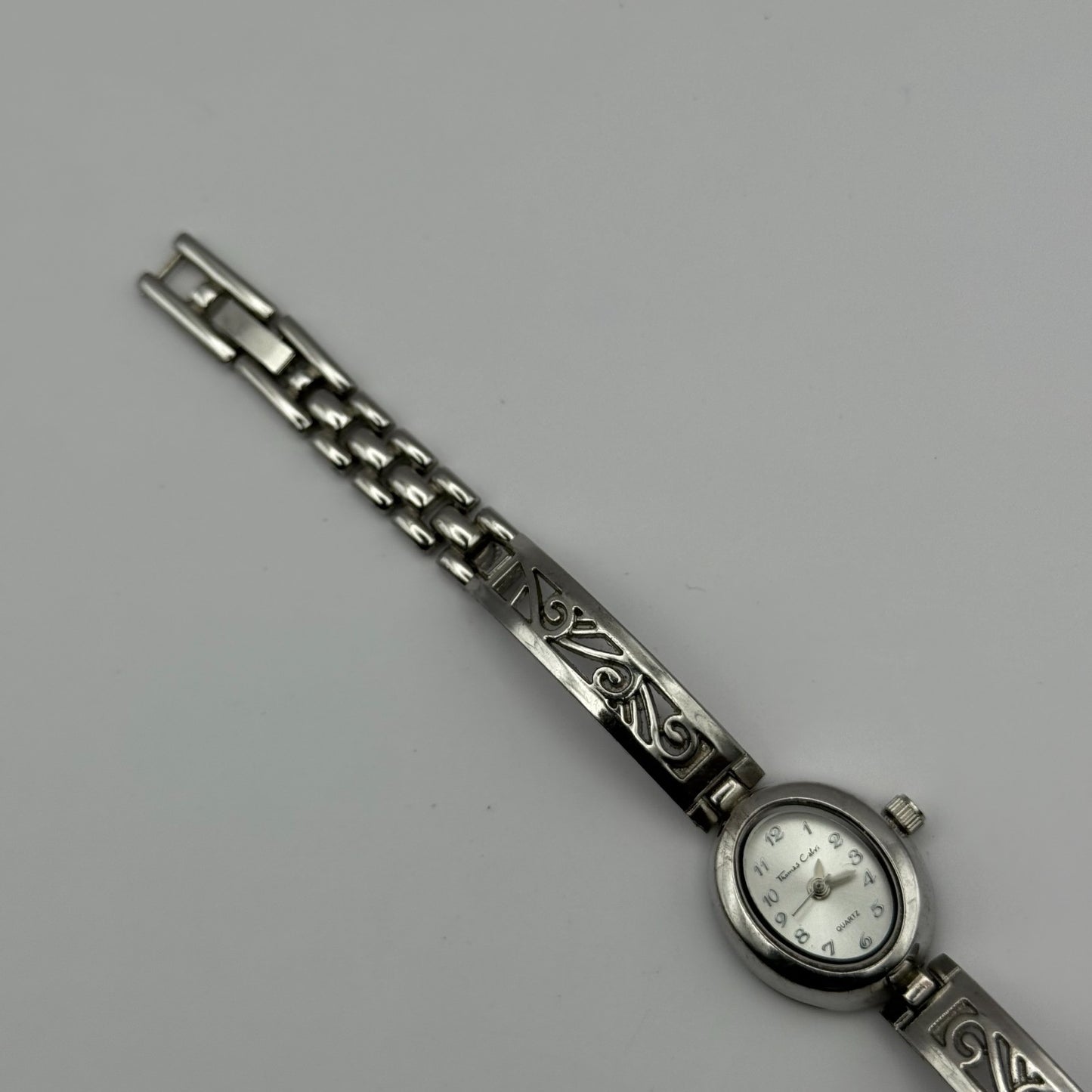 Thomas Calvi Ladies Quartz Watch Oval Dial Silver Tone Bracelet Working 21mm
