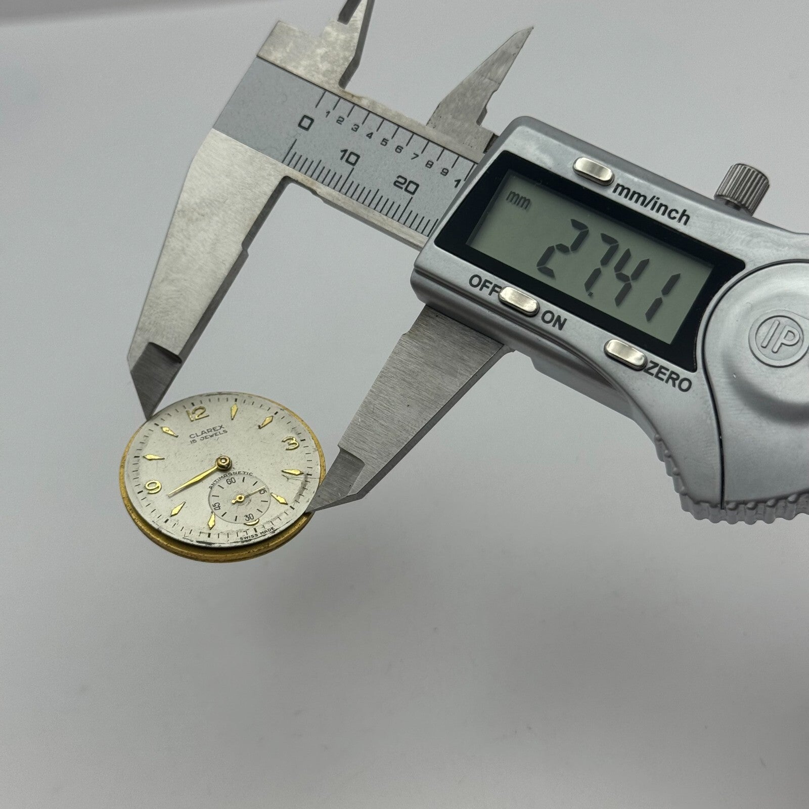 28.9mm Clarex Peseux 170 Balance Ok Watch Movement Swiss Vintage PARTS SPARES