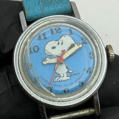25mm Vintage Blue Timex Snoopy 1958 United Feature Syndicate INC Watch FOR PARTS