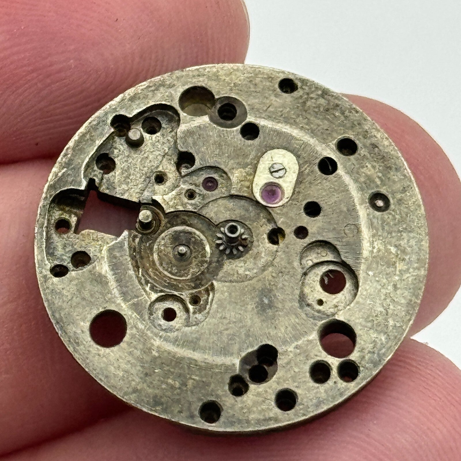 23.6mm Lavina Cal 150 Partial Manual Wind Watch Movement Swiss Vintage PARTS