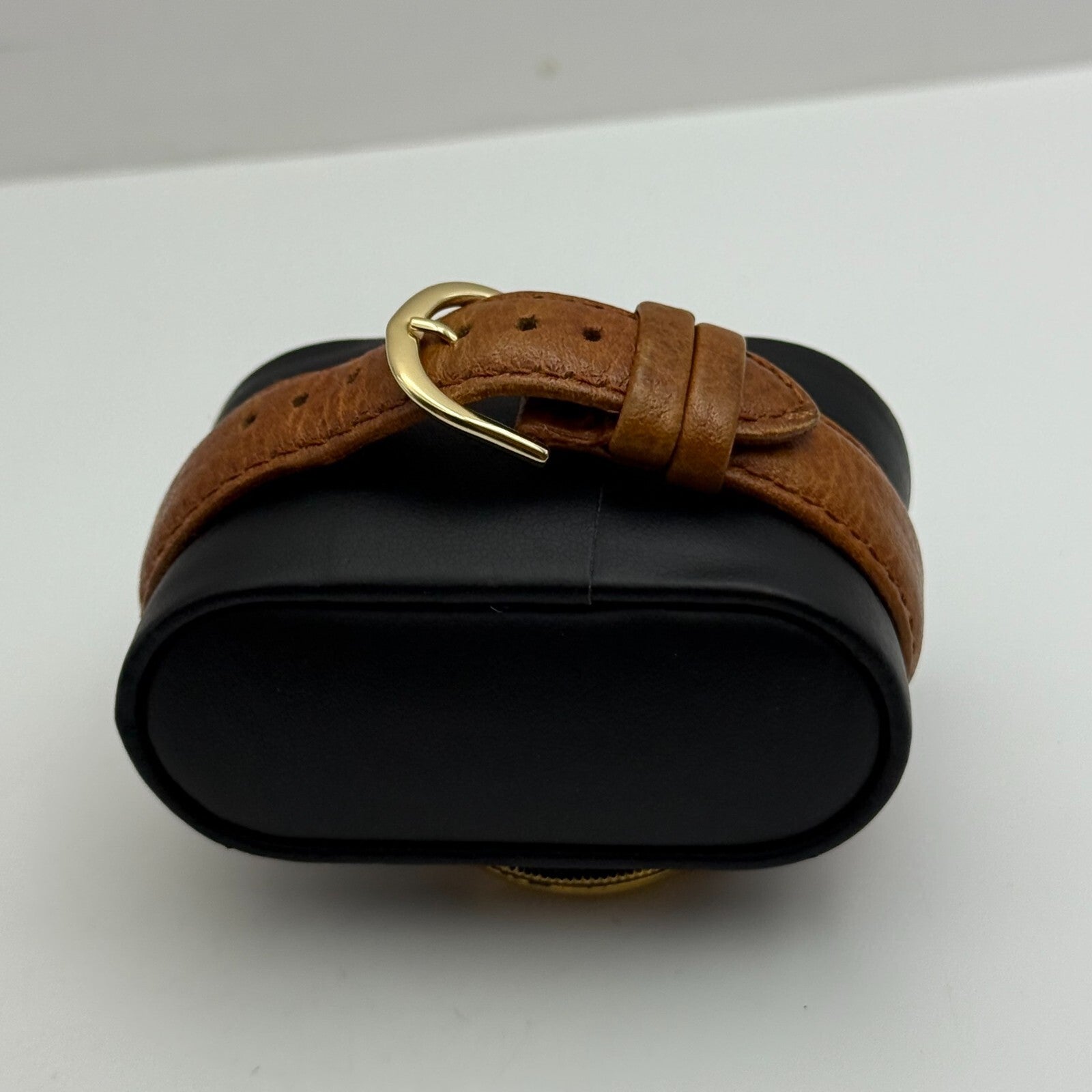 33mm Working Vintage Accurist 404000 Date Dial Leather Quartz Watch New Battery