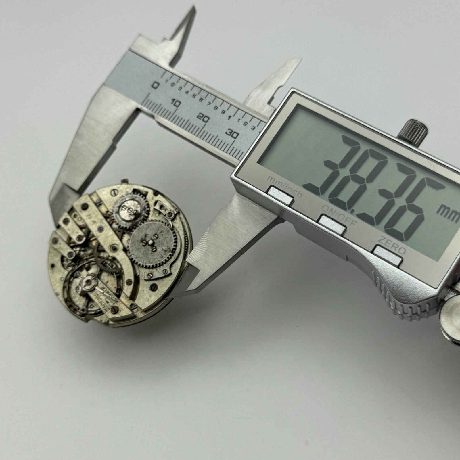 40mm Unidentified Antique Pocket Watch Movement PARTS REPAIR SPARES