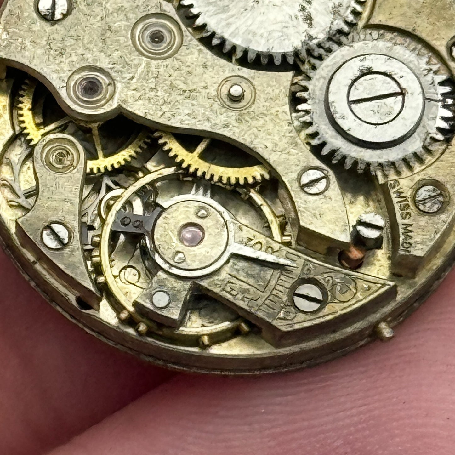 24.3mm Unidentified Roman Numerals Swiss Trench Watch Movement Manual Wind PARTS