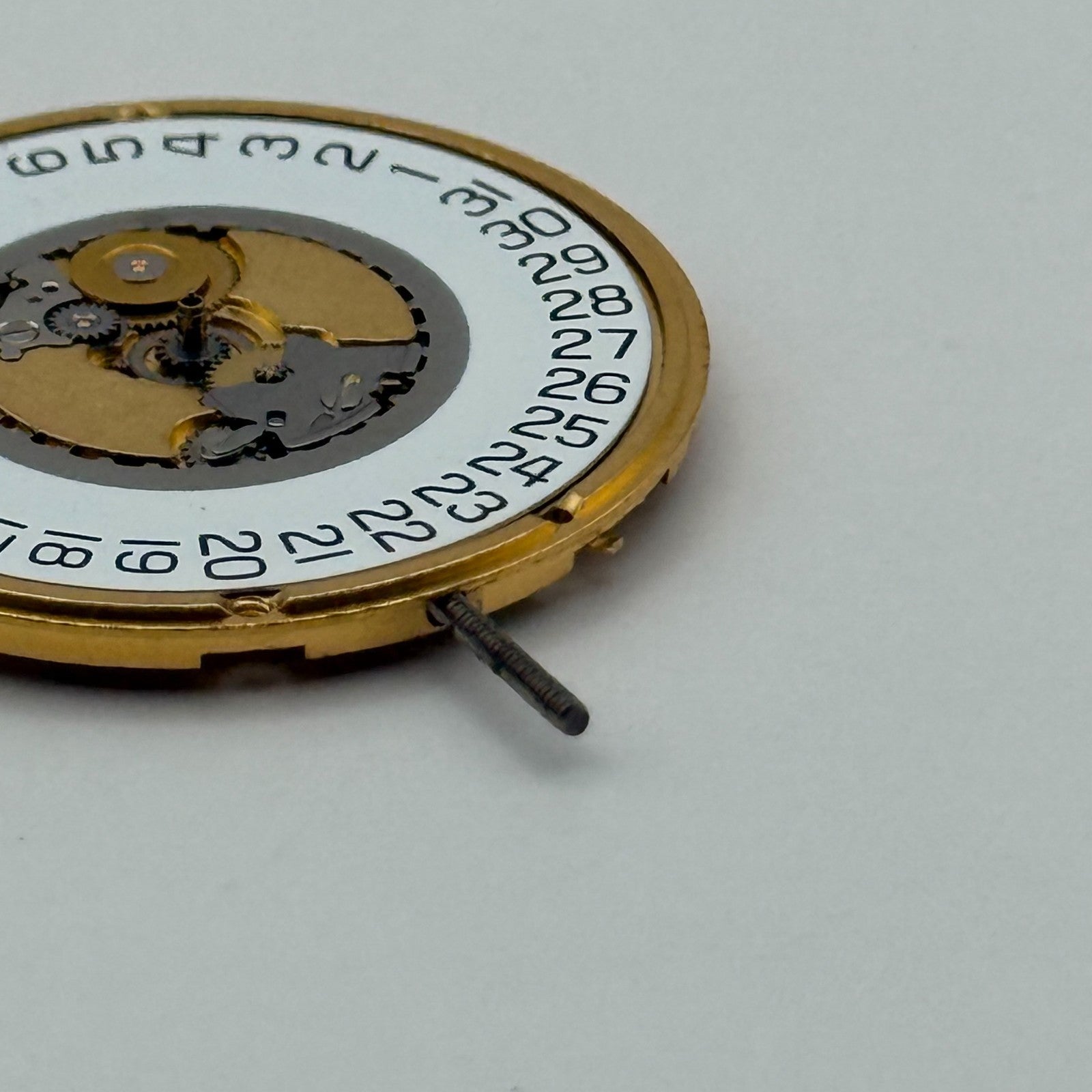 ETA 955.112 Quartz Watch Movement 7 Jewels Swiss Vintage Parts Repair 26.1mm