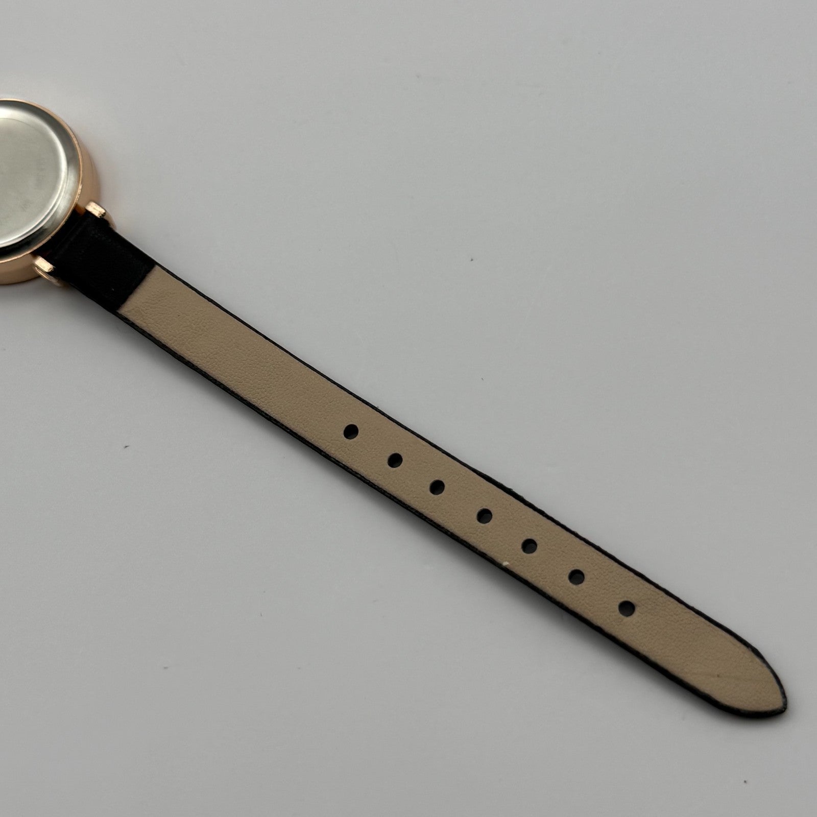 GoGoey Ladies Quartz Watch Mother of Pearl Dial Black Strap Working 24mm