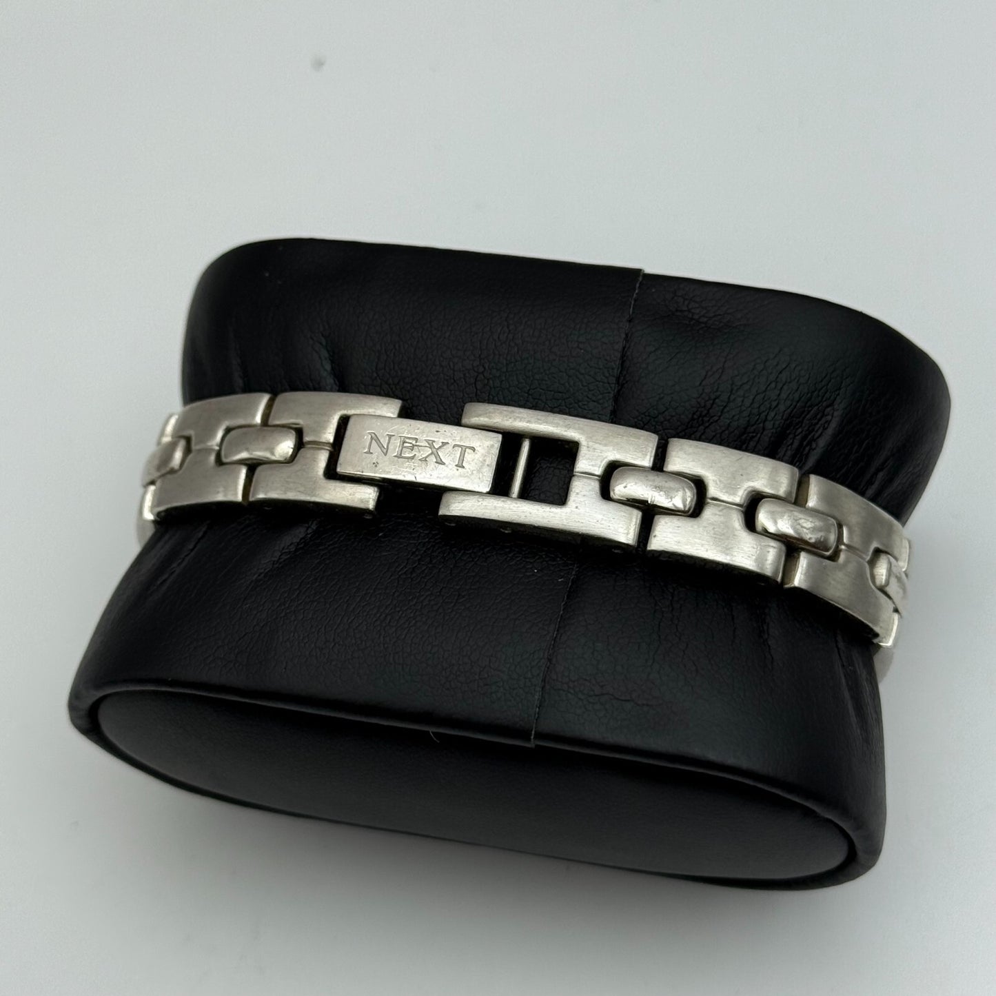 22mm Working Ladies Next M77459 Silver Tone Jewelled Quartz Watch 6 Inches