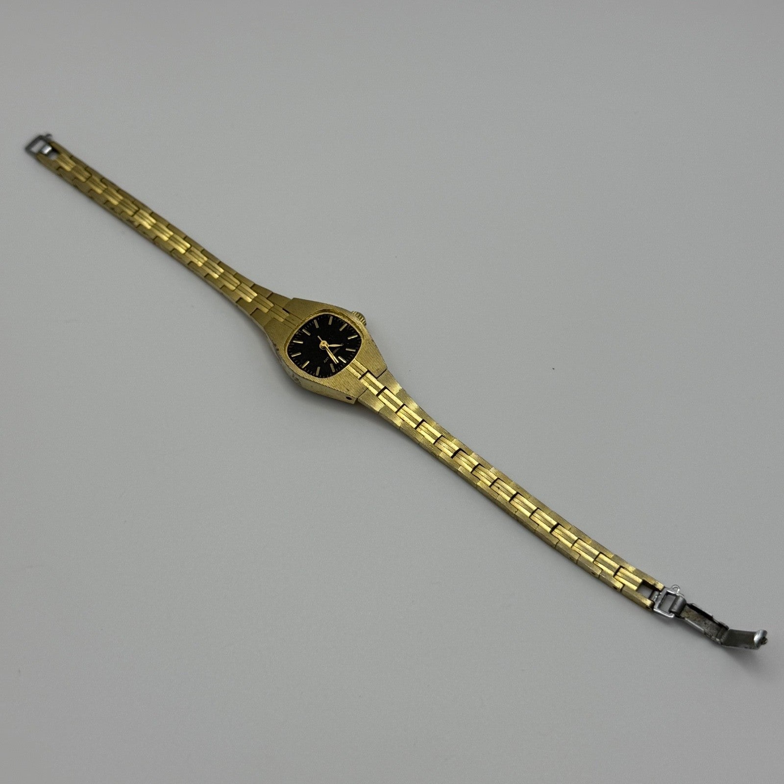 19mm Vintage Ladies Gold Plated Antimagnetic Manual Wind Watch PARTS / REPAIR