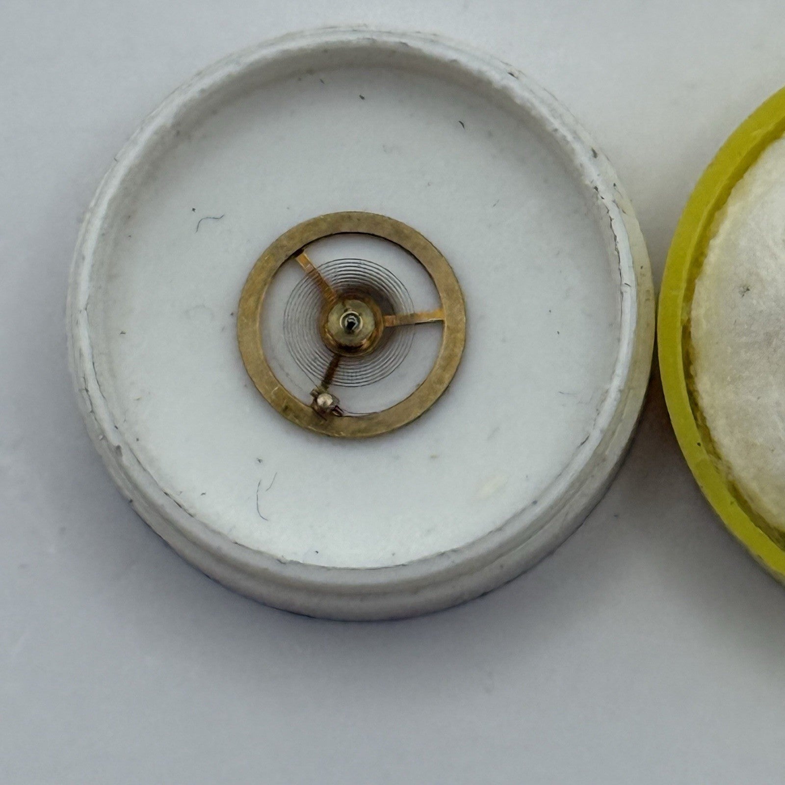 Kasper 200 Balance Wheel Complete And Spring 5 1/4''' Watch Movement Parts NOS 