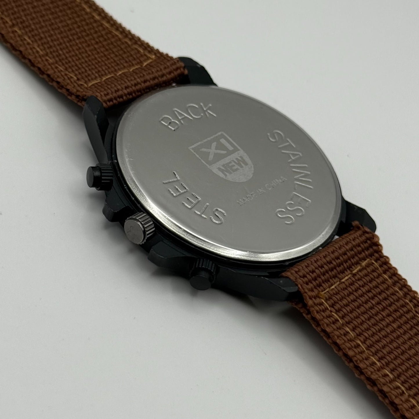 Xinew Men’s Quartz Chronograph Watch Calendar Dial Brown Strap Working 43mm