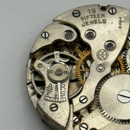 Majex EW 585 Watch Movement Manual Wind Vintage Swiss 15 Jewels Parts 26.8mm