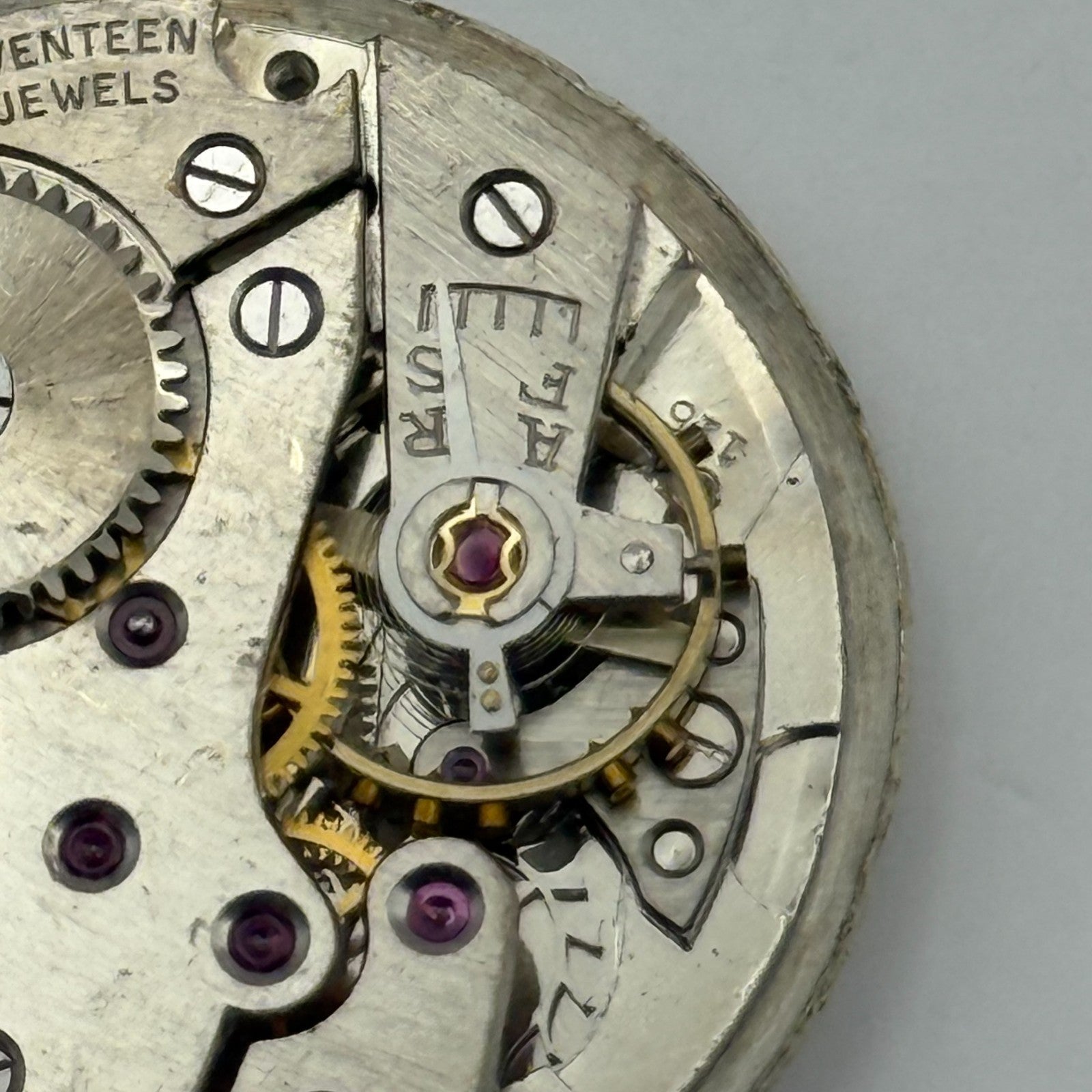 OM 116 Watch Movement Jesby Running Manual Wind Vintage Parts 25.8mm