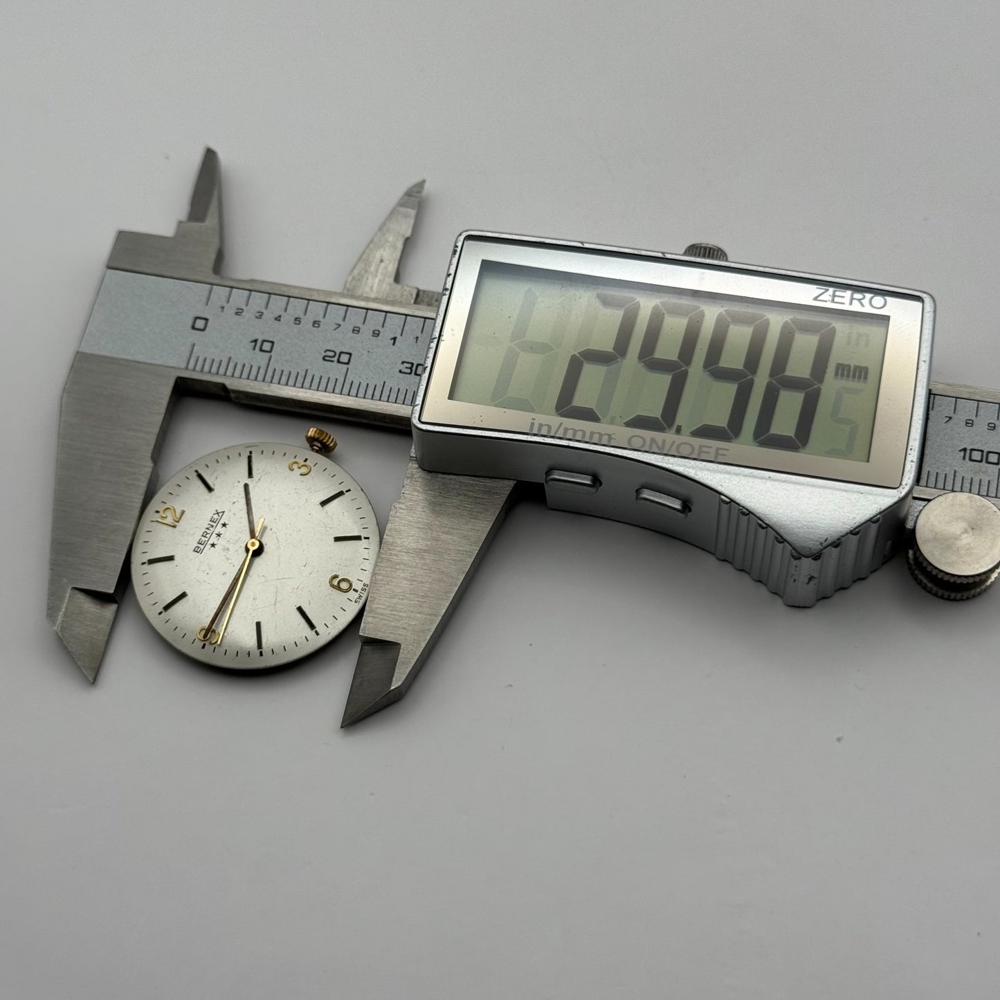 ETA 2750 Watch Movement Running Bernex Manual Wind Vintage Parts Repair 25.8mm