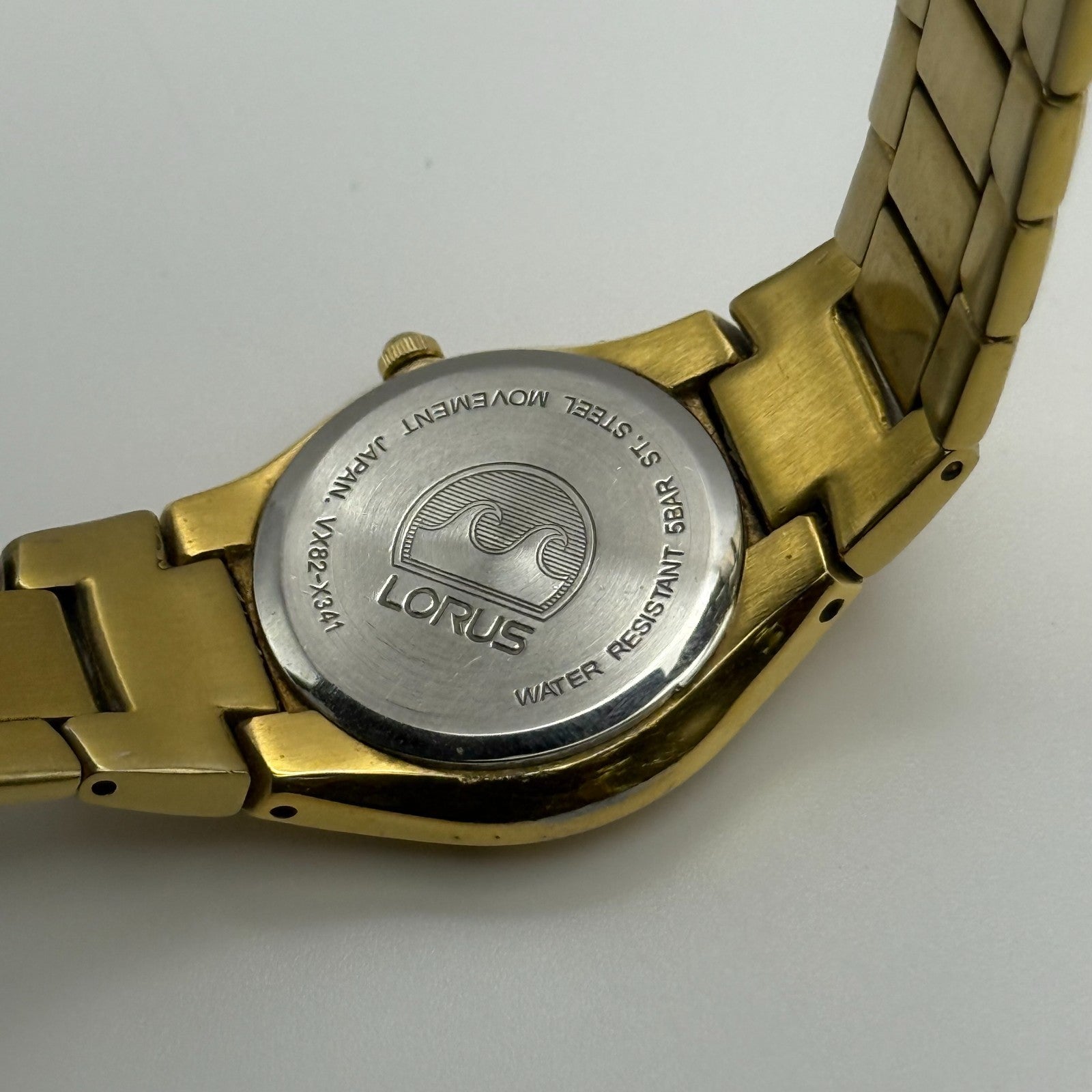 Lorus Ladies Quartz Watch Date Dial Gold Tone Bracelet Japan 24mm PARTS REPAIR