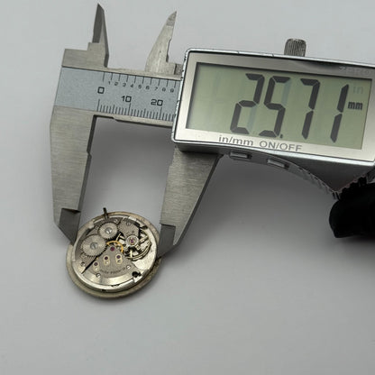 Avia ETA 2391 Watch Movement Manual Wind Vintage Swiss 17 Jewels Parts 25.7mm