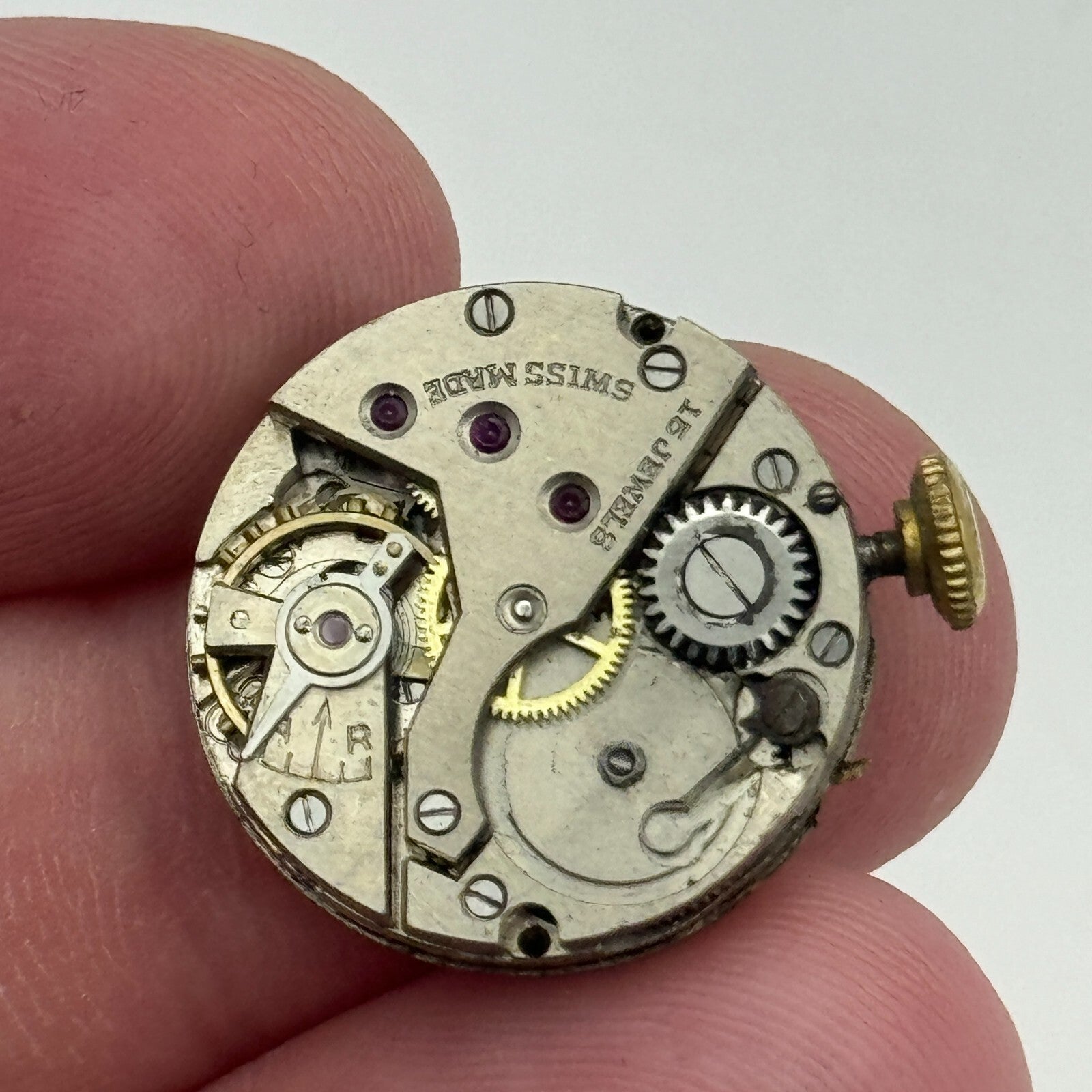 19.7mm Ladies Avia Derby D 40 Manual Wind Watch Movement Swiss Vintage PARTS