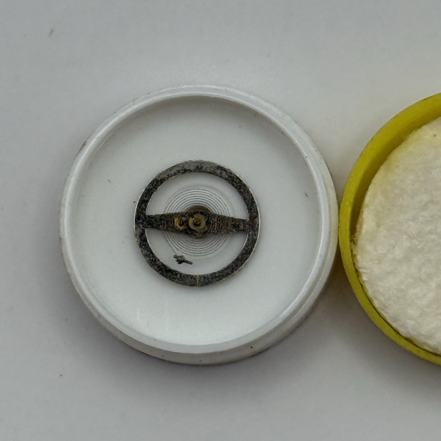 Lorsa 651 652  Balance Wheel Complete And Spring 612 Watch Movement Parts NOS