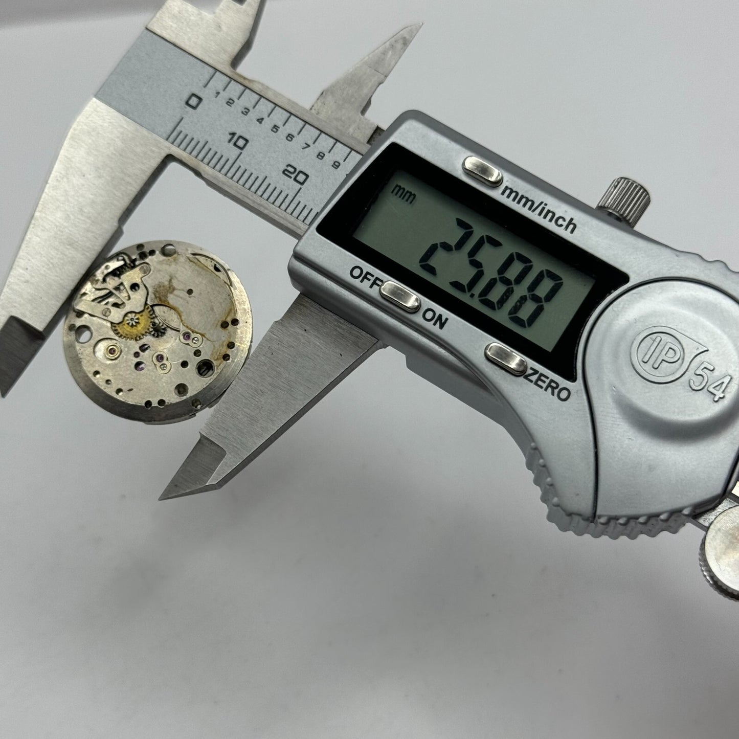 25.8mm Yeoman Mens HB Hermann Becker 1161 Manual Wind Watch Movement PARTS SPARE