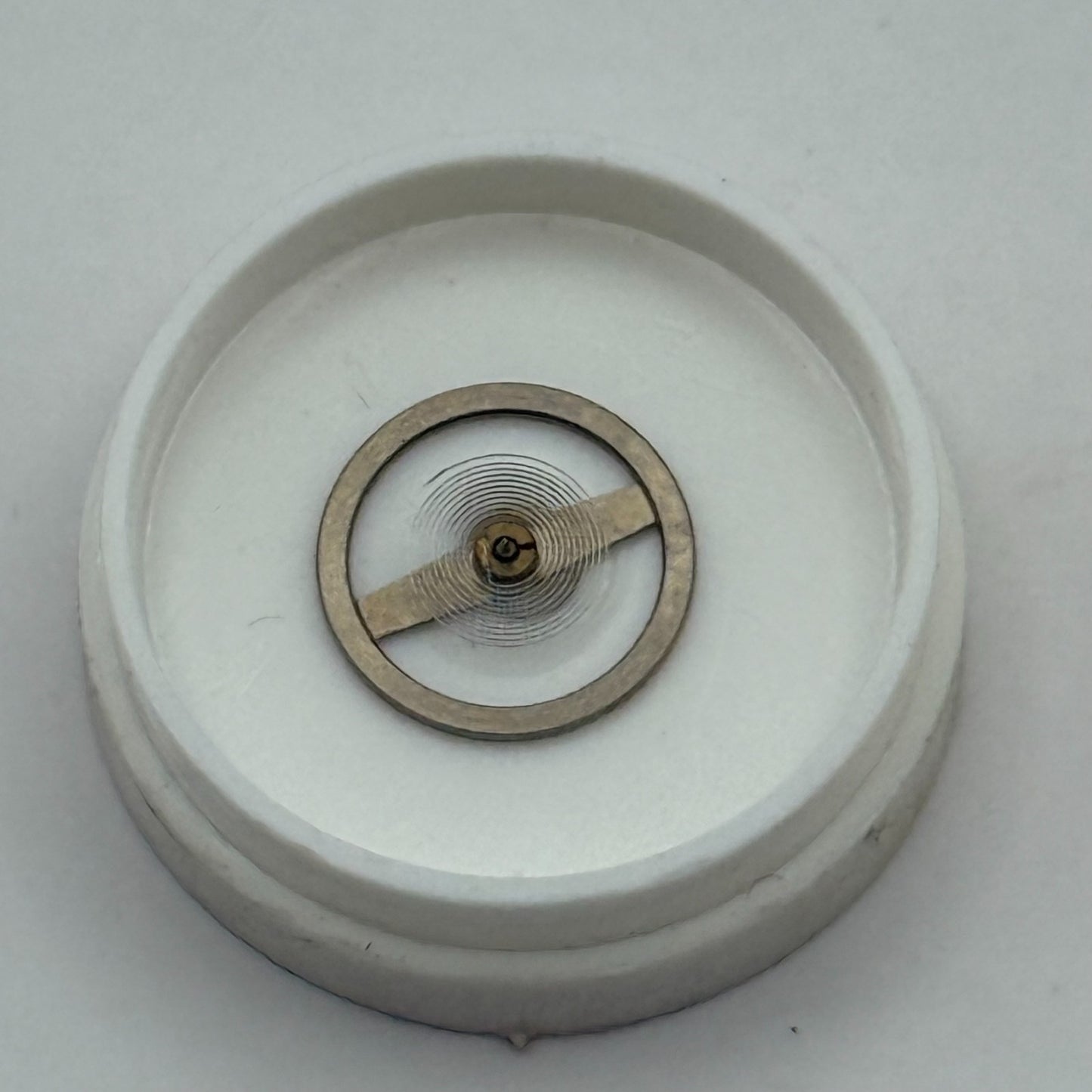 BFG 910 Balance Wheel Complete And Spring DGT Renata 827 Watch Movement Parts 