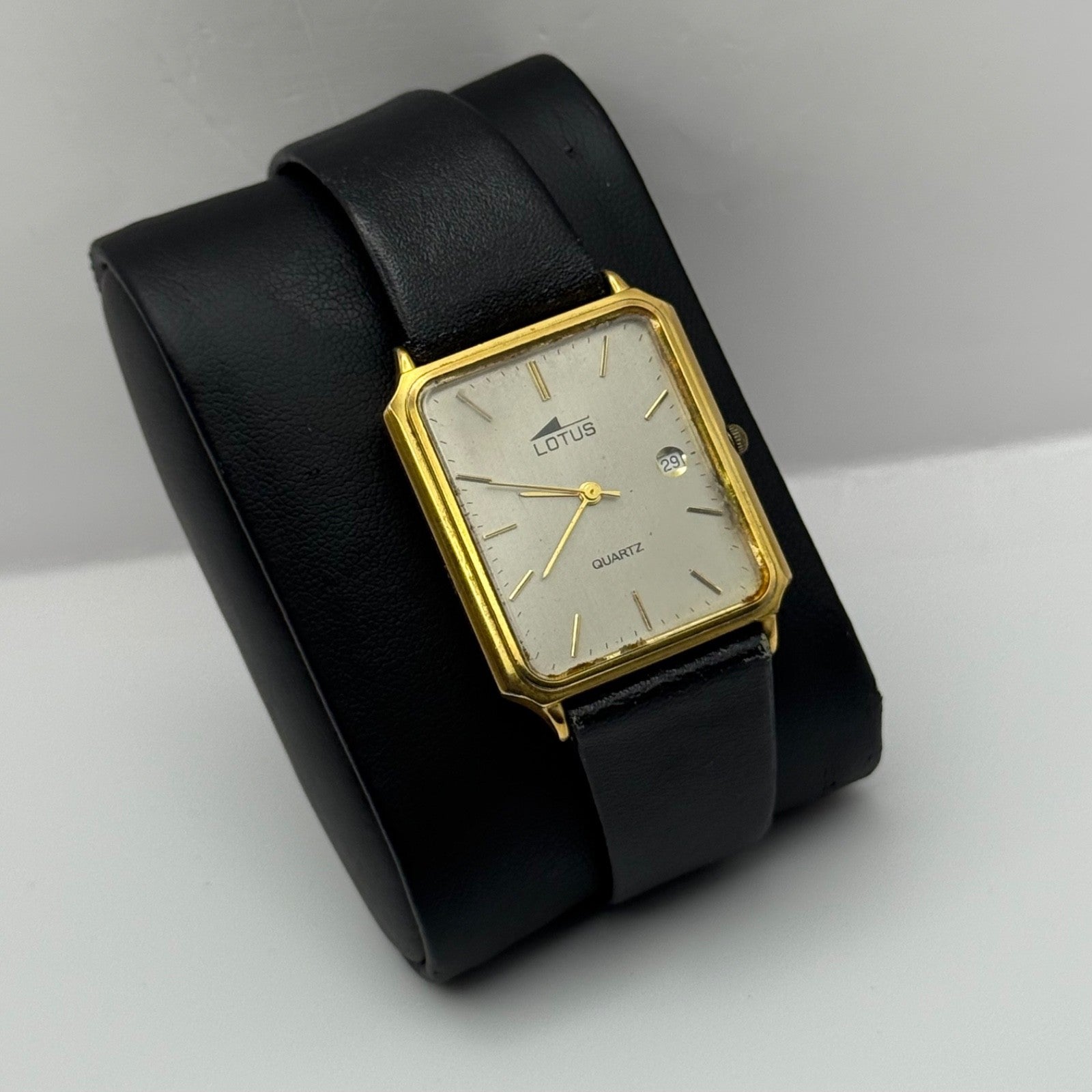 Working Ladies Lotus Date Dial Quartz 26mm Quartz Watch PUW Movement New Battery