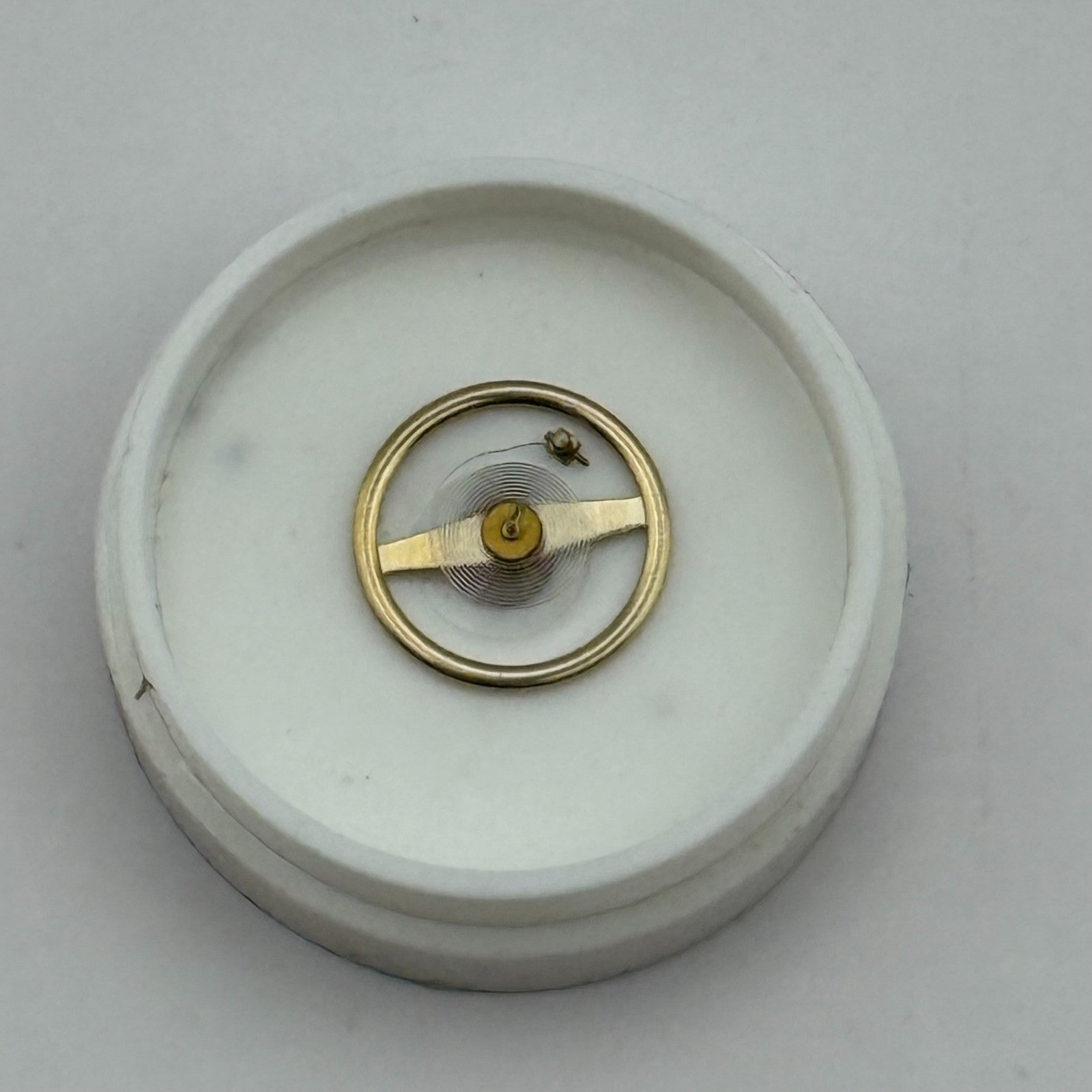 RL 9013/21 9033/21 Balance Wheel Complete And Spring 1827 M Watch Movement Parts