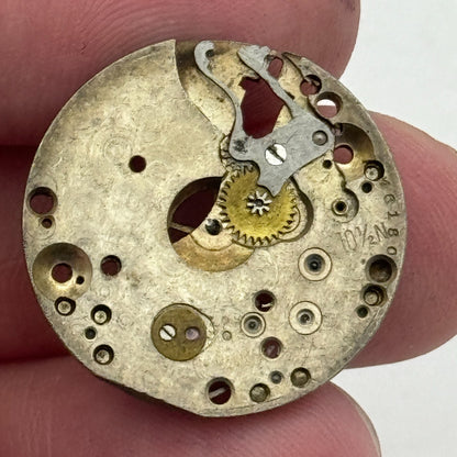 23.6mm Buren 10 1/2N Manual Wind Partial Watch Movement Swiss Vintage PARTS