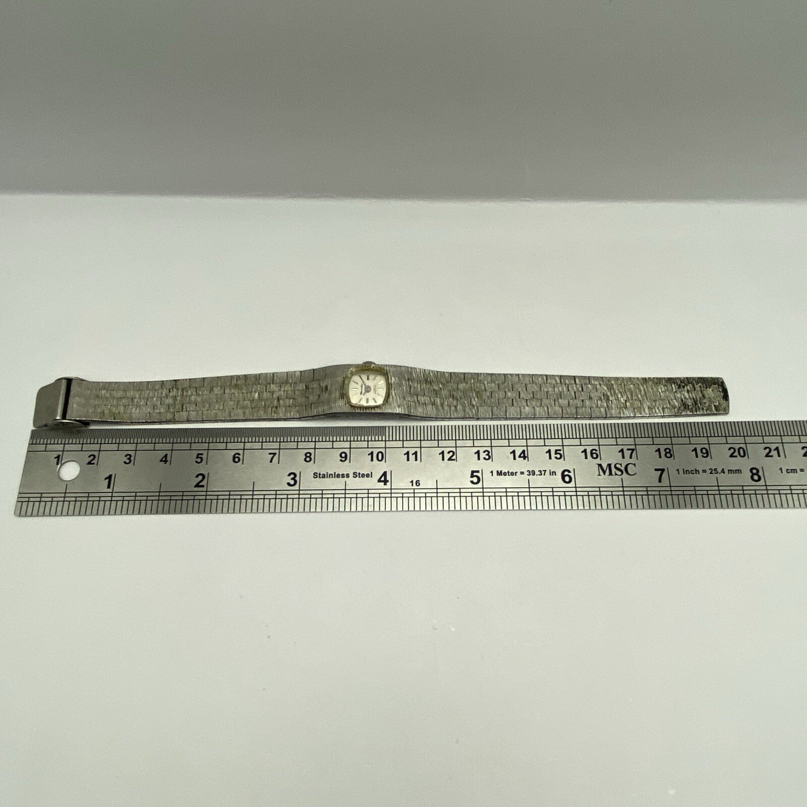15mm Ladies Chevalier Bark Affect Silver Tone Dress Watch NON WORKING