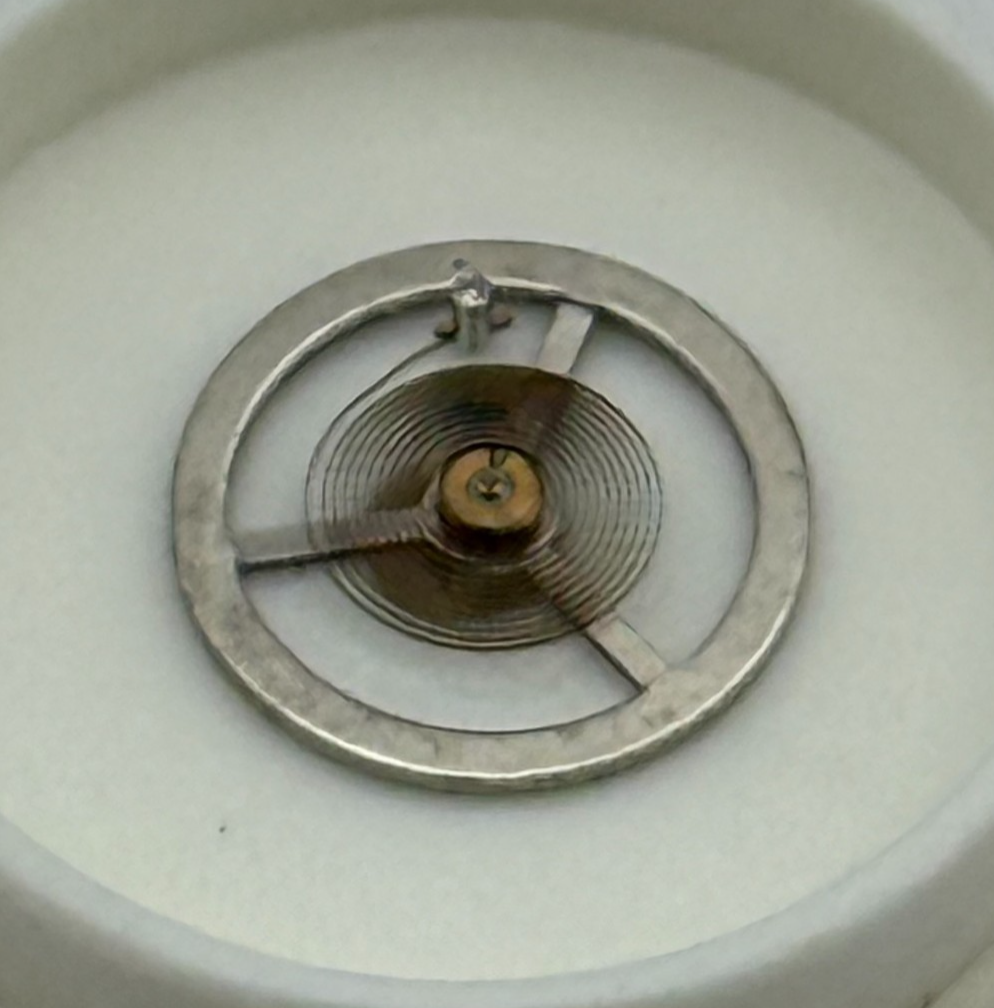 EB 1469 Balance Wheel Complete And Spring 117 Watch Movement Parts NOS 