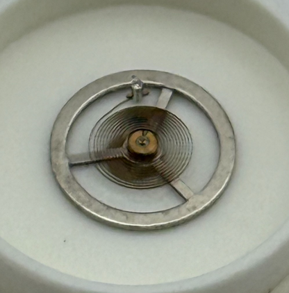 EB 1469 Balance Wheel Complete And Spring 117 Watch Movement Parts NOS 
