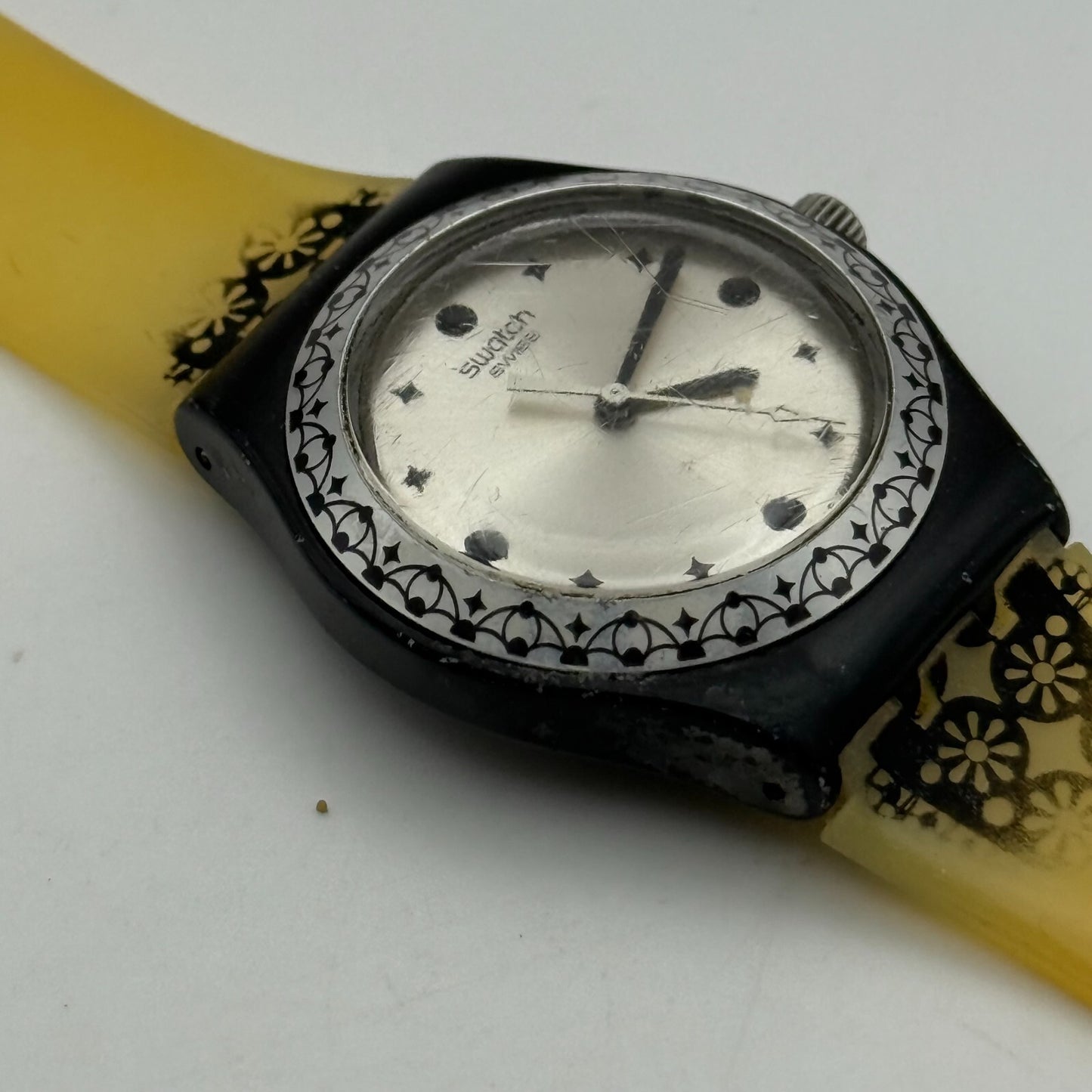 32mm Vintage 2007 Swatch Irony Quartz Watch UNTESTED PARTS REPAIR