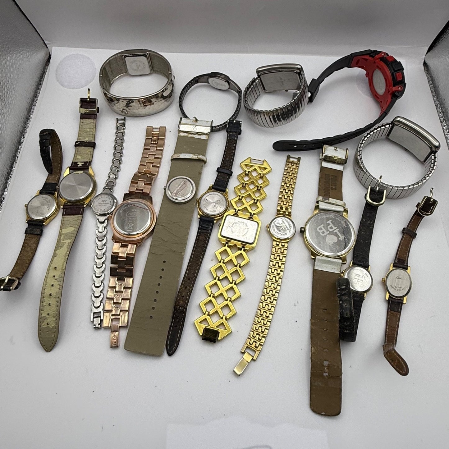 Bundle Of 16 Quartz Watches Job Lot Modern / Vintage Untested Parts / Repair