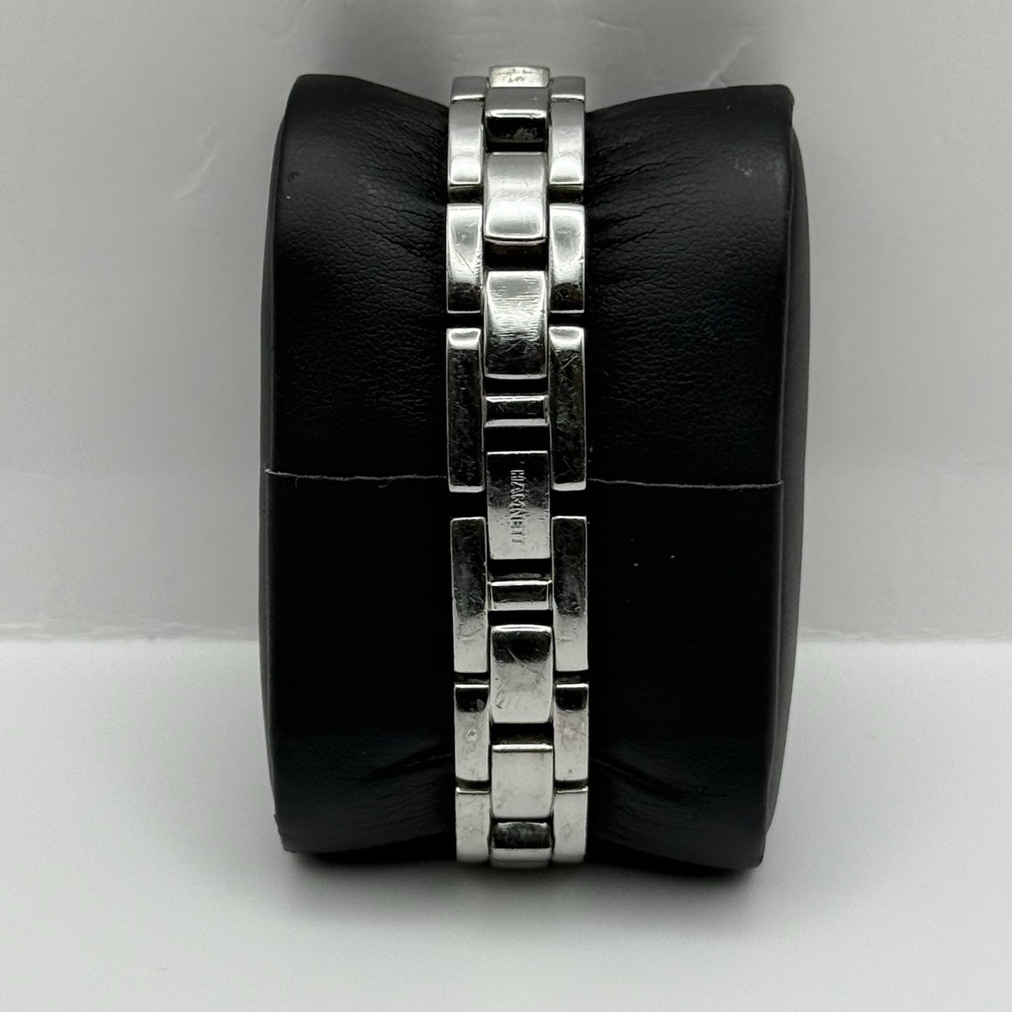 Working Hamnett Ladies Silver Tone Black Dial 19mm Quartz Watch New Battery