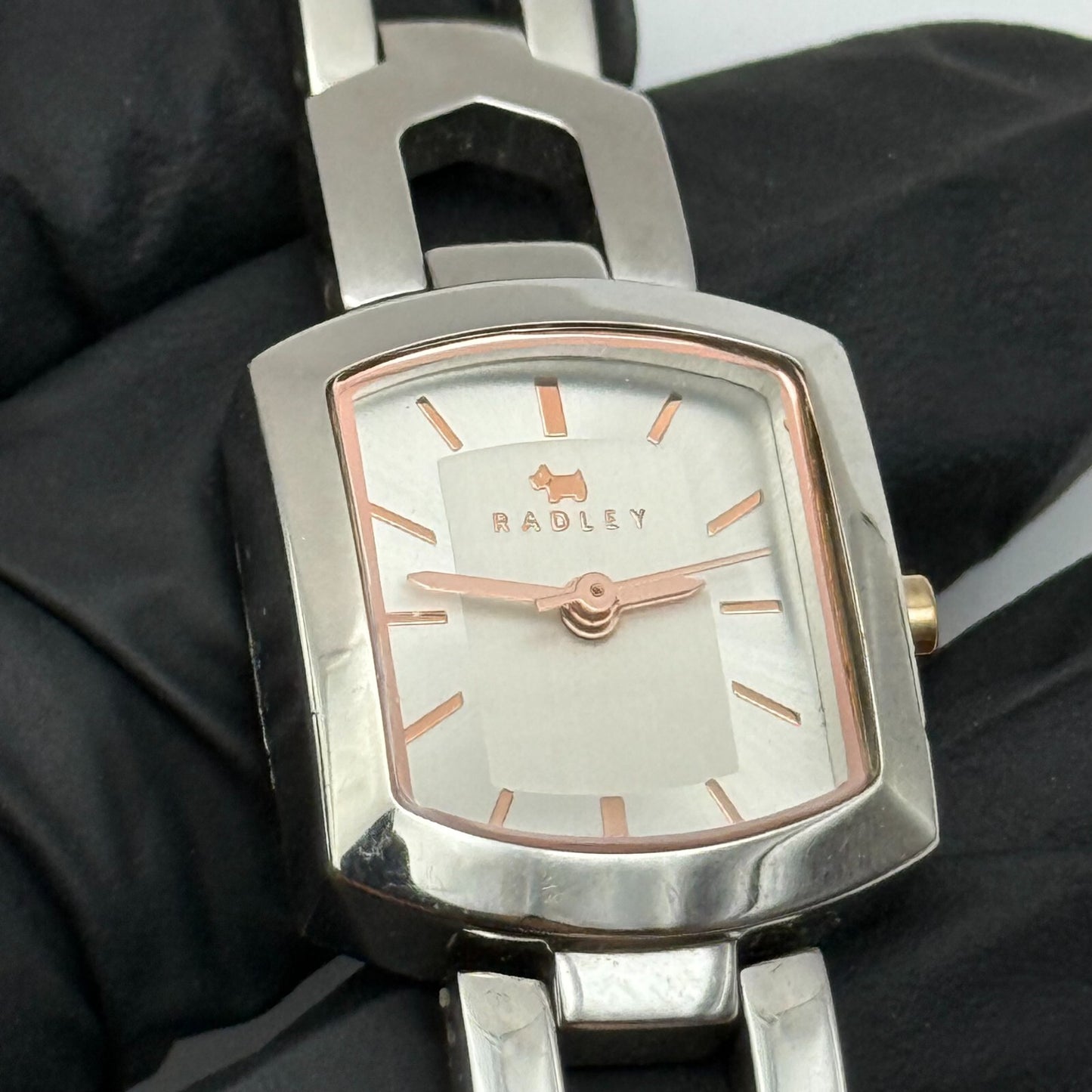 20mm Working Ladies Radley Silver Tone Quartz Panel Bracelet Watch 6 Inches