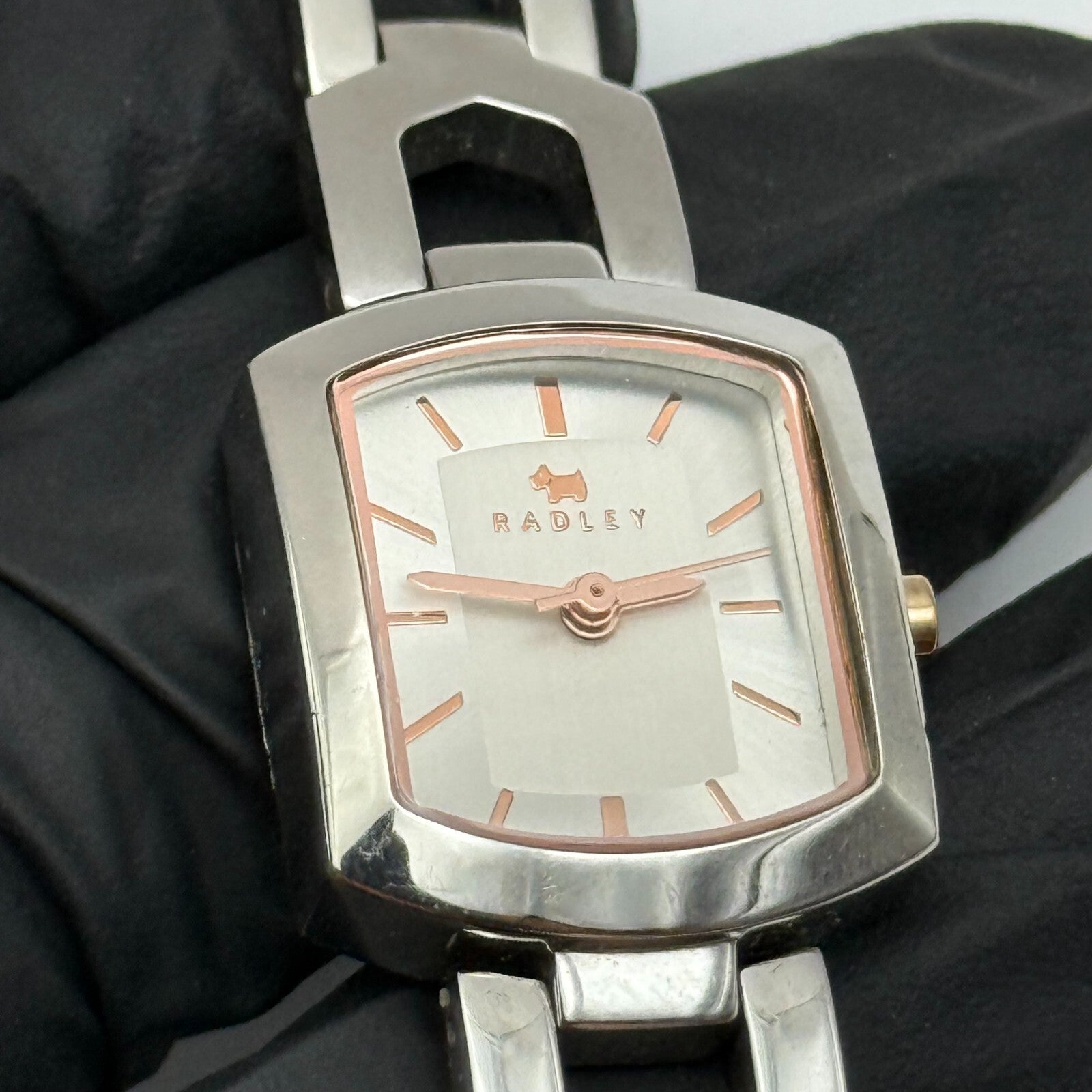 20mm Working Ladies Radley Silver Tone Quartz Panel Bracelet Watch 6 Inches