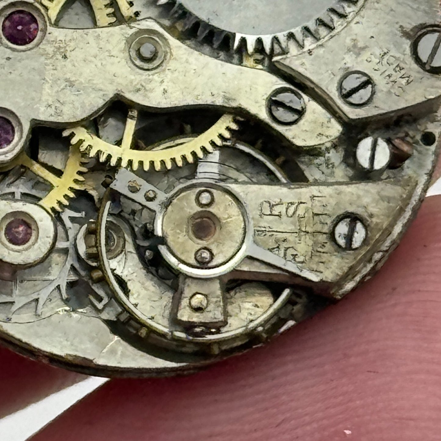 23.7mm Unidentified Swiss Porcelain Dial Trench Watch Movement Manual Wind PARTS