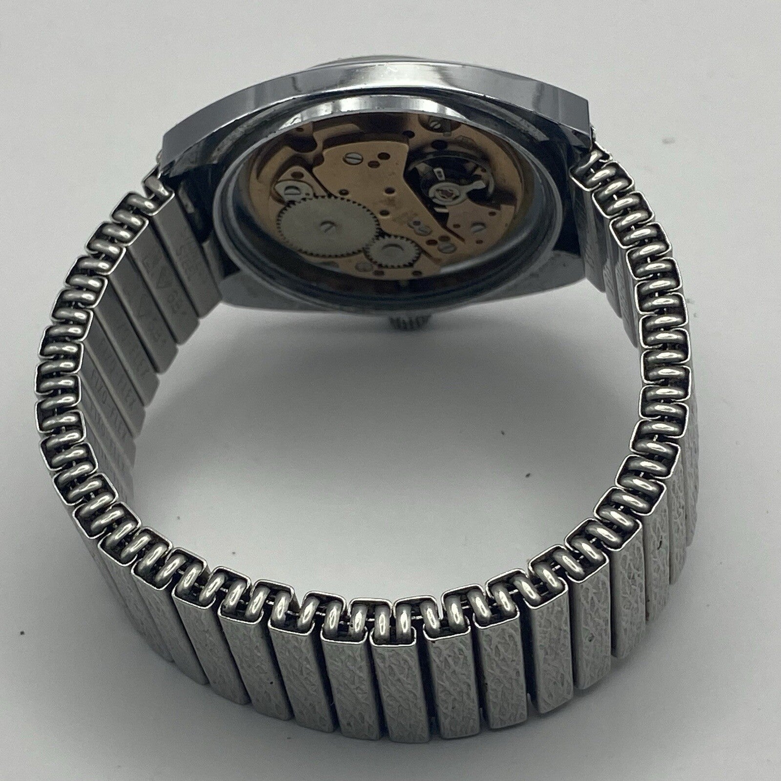 35mm RUNNING TO REPAIR Vintage Rytima De Luxe Ronda RAX 1233 Movement For Parts